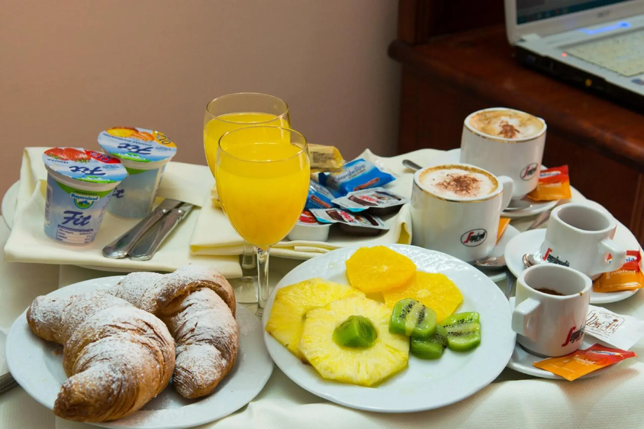 Breakfast in Grand Hotel Mosè