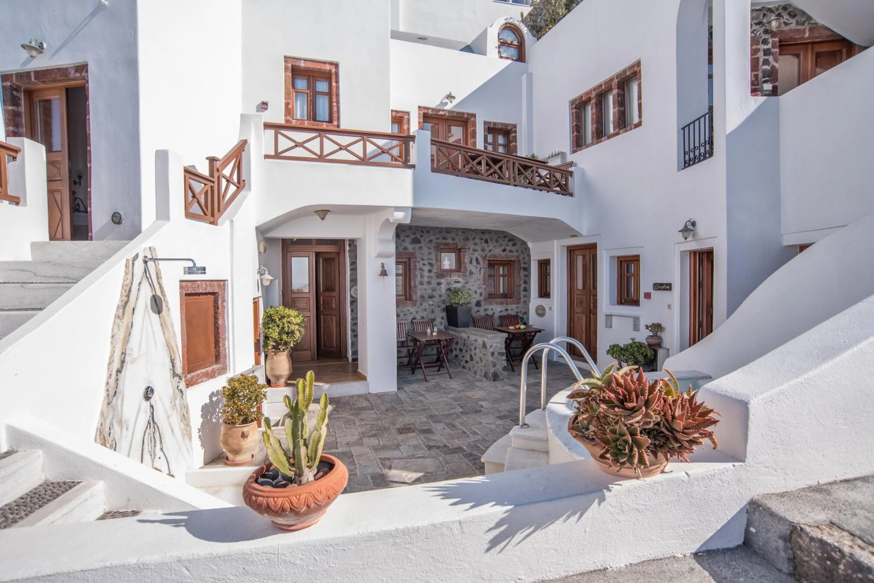 Facade/entrance in Smaro Studios