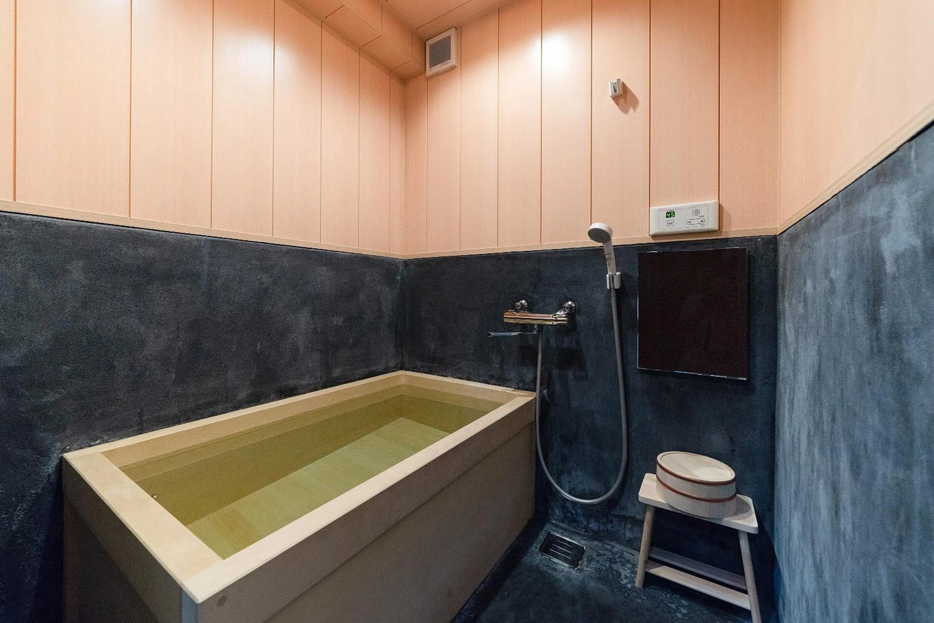 Bathroom in Yurakuan - Awagami Residence Inn