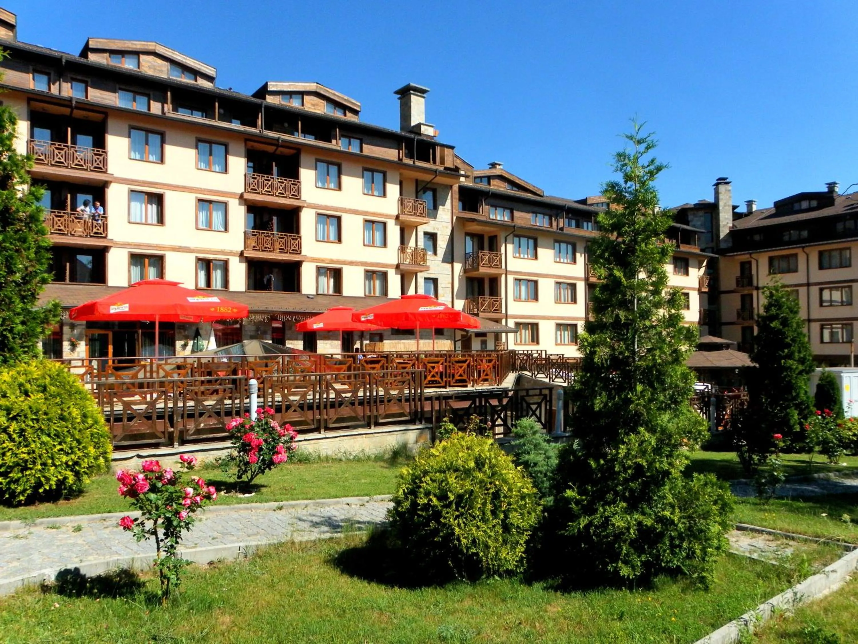 Property building in Vihren Royal Palace