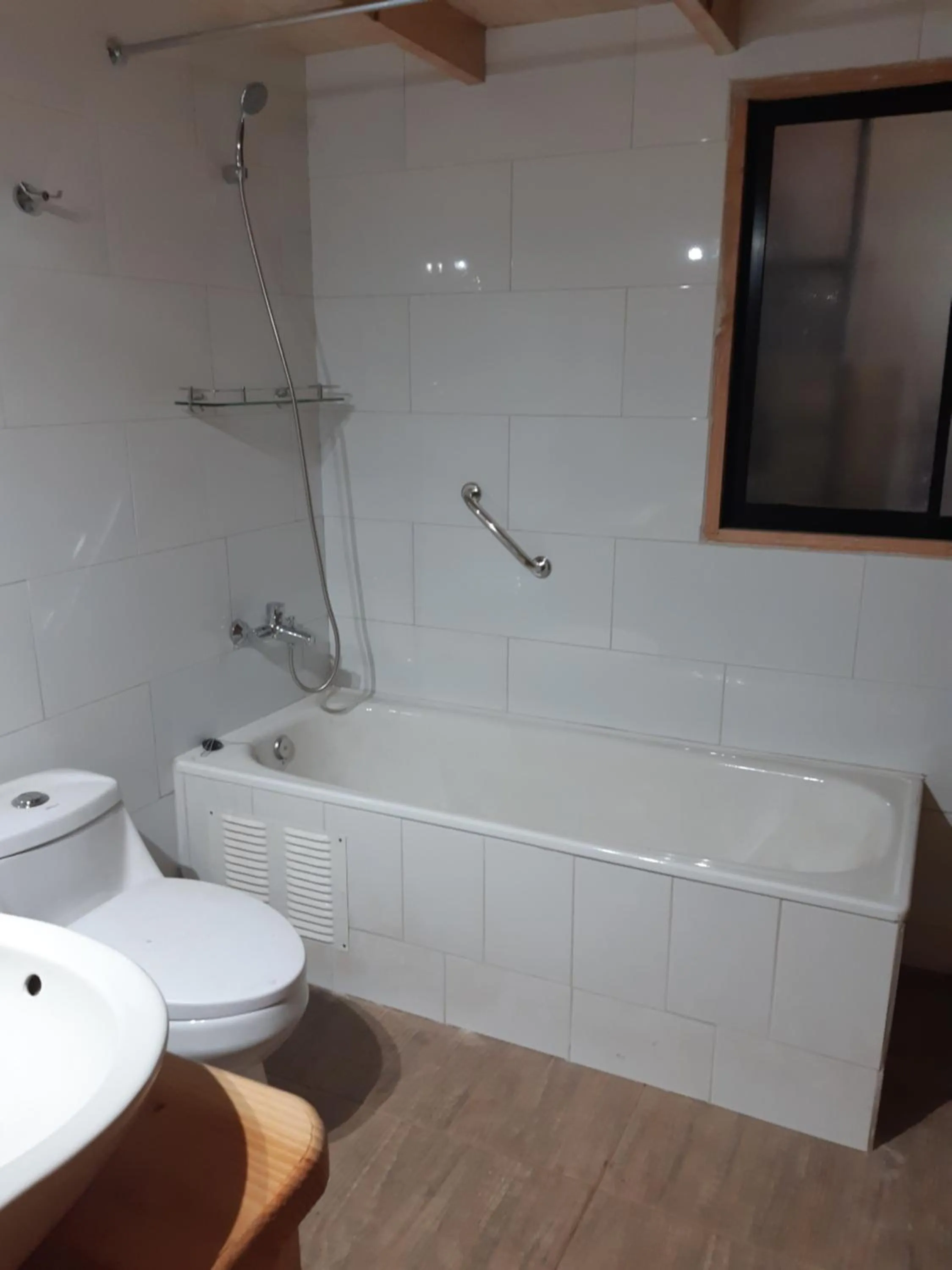 Bath in Casa de Noah Bed & Breakfast