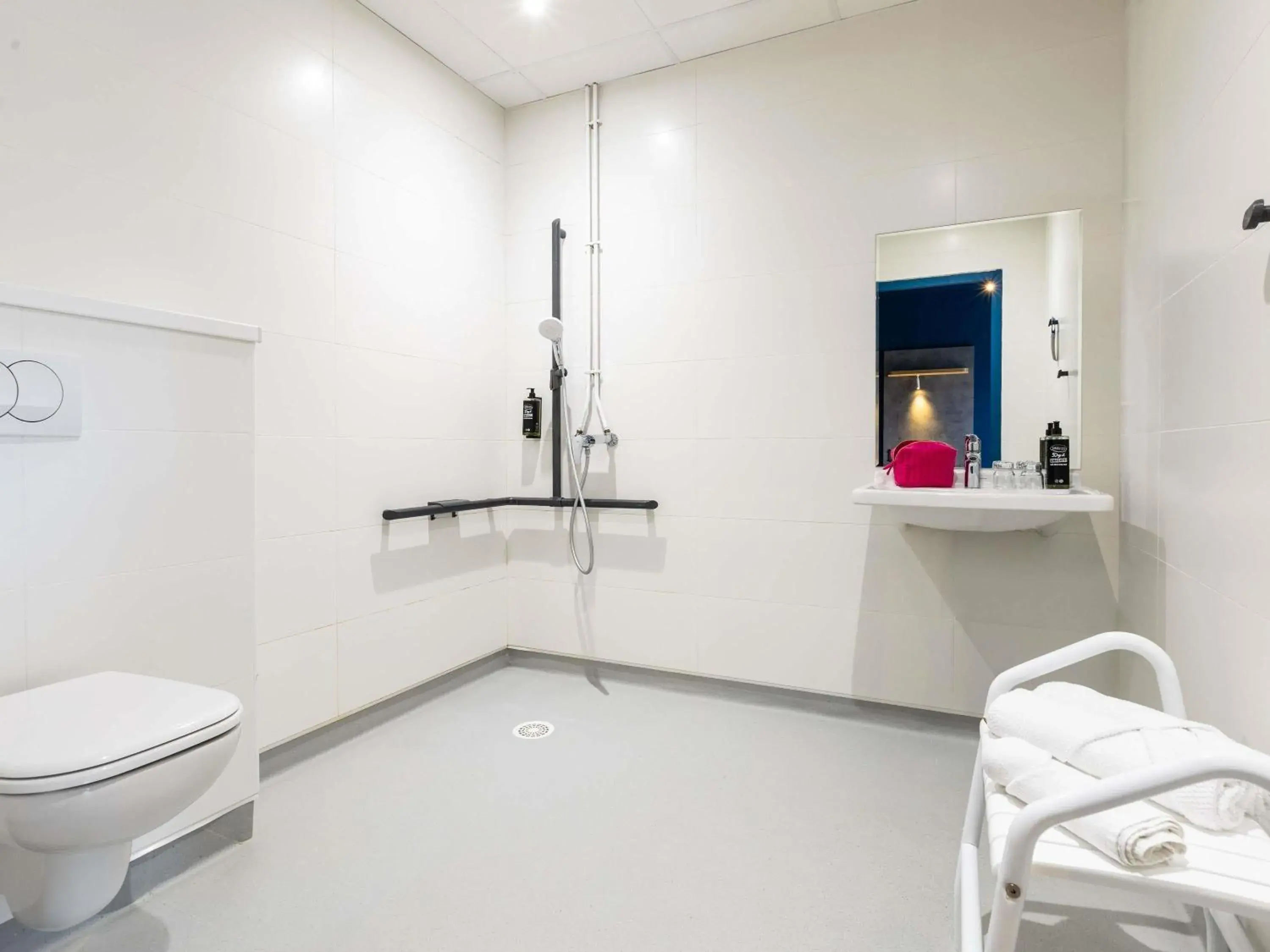 Bedroom in ibis budget Epinal Bedroom in ibis budget Epinal