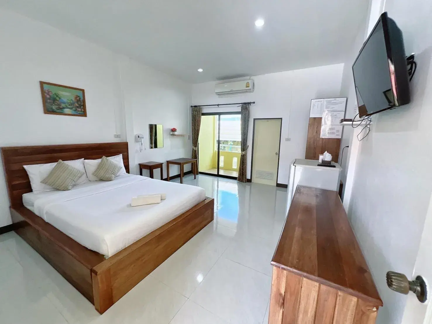 Budget Double Room in Rachawadee House Budget Double Room in Rachawadee House