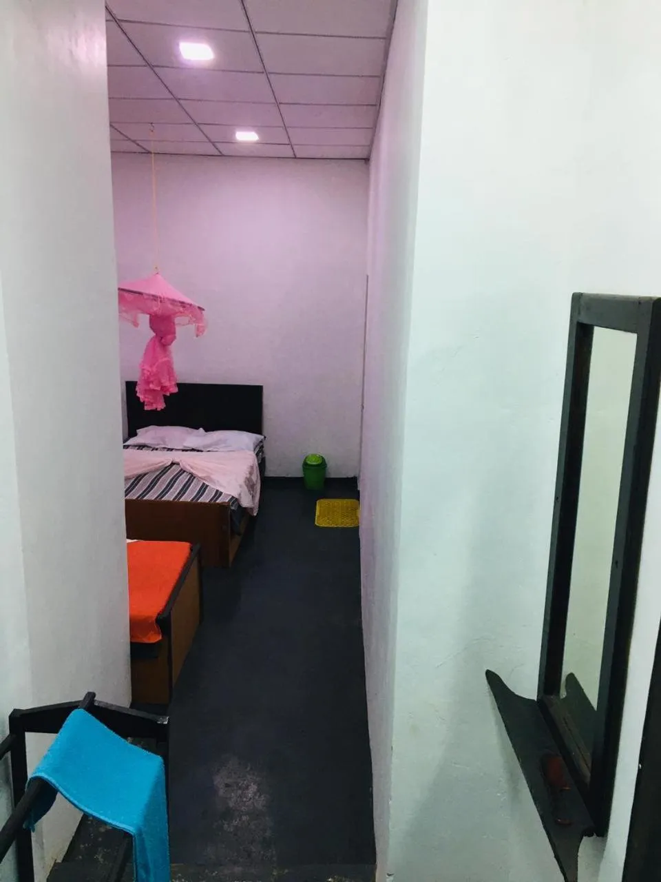 Bed in Bathiya Tourist Guest Anuradhapura