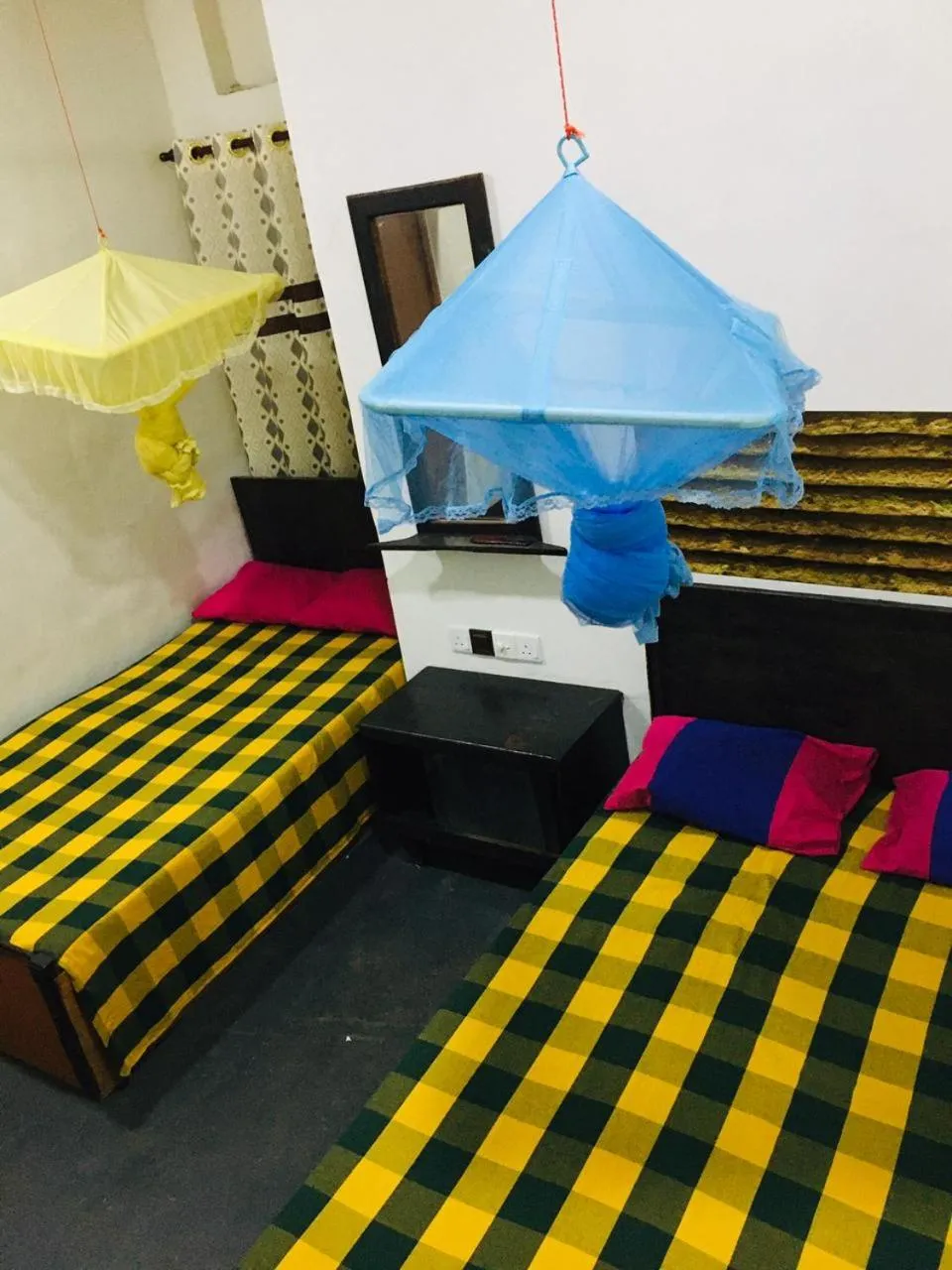 Bed in Bathiya Tourist Guest Anuradhapura