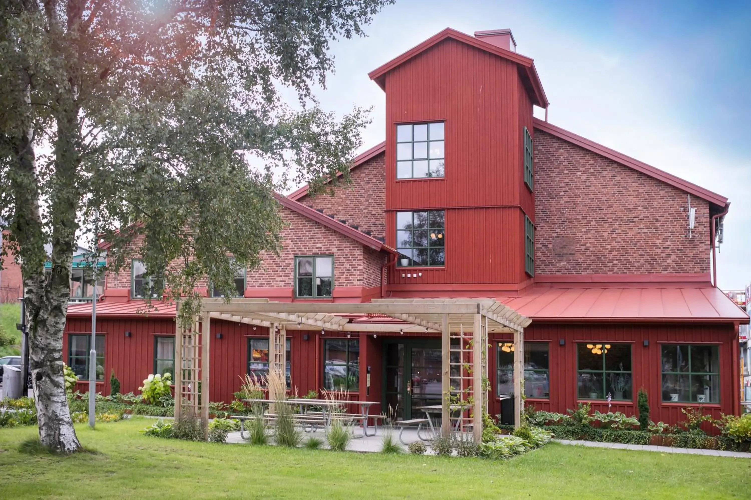 Property building in Kvibergs Vandrarhem - Hostel Property building in Kvibergs Vandrarhem - Hostel