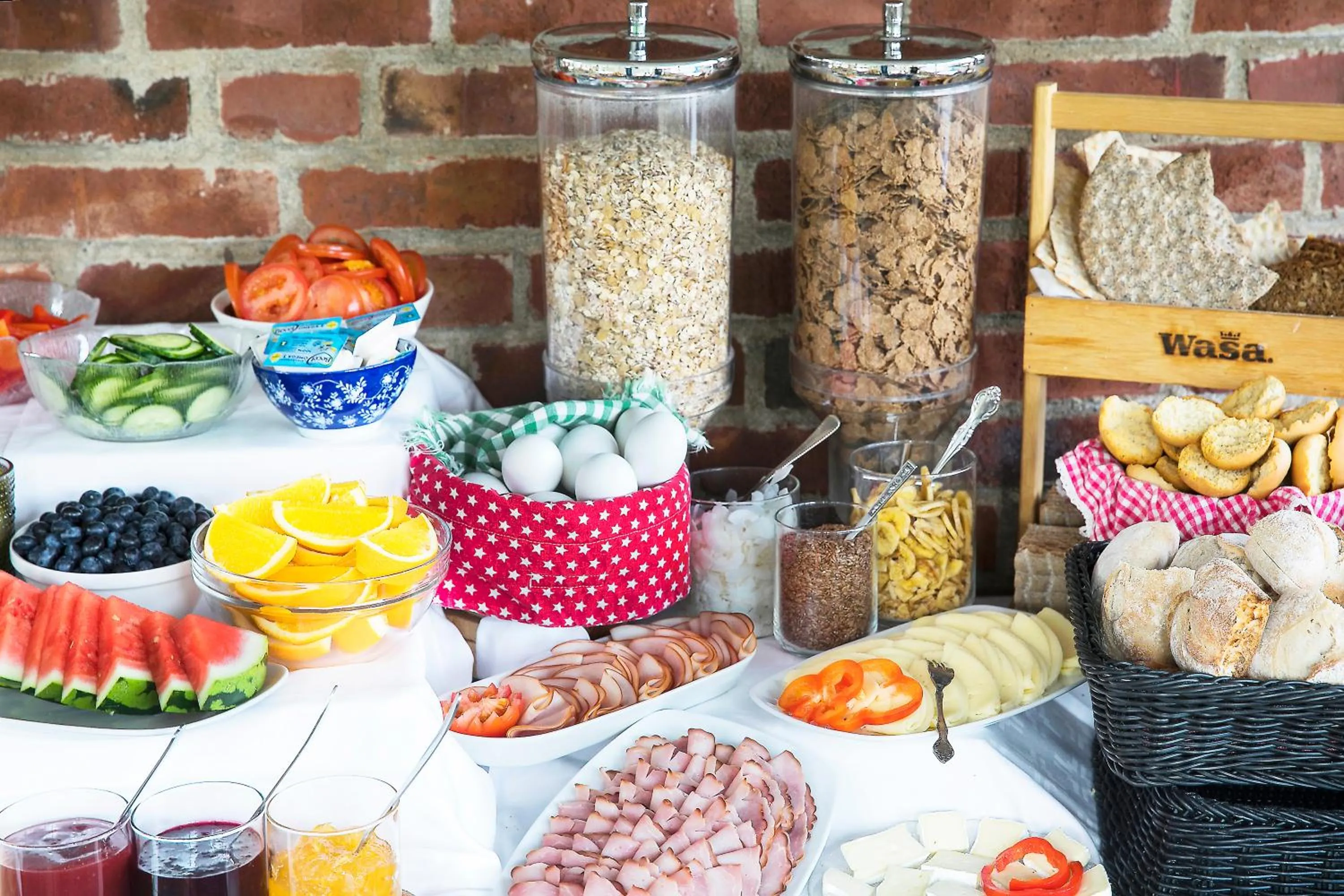 Breakfast in Kvibergs Vandrarhem - Hostel