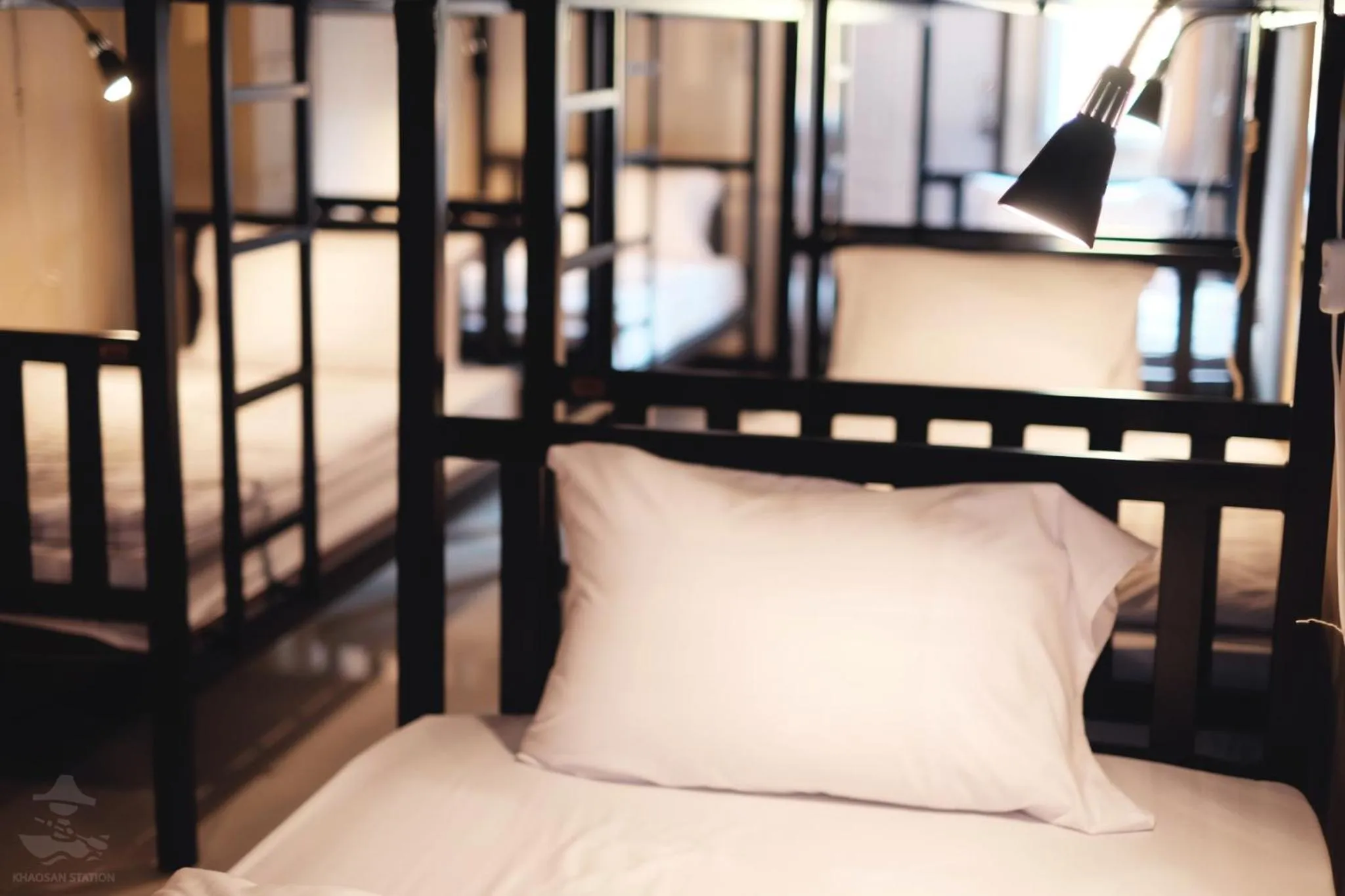 Bedroom, Bed in Khaosan Station