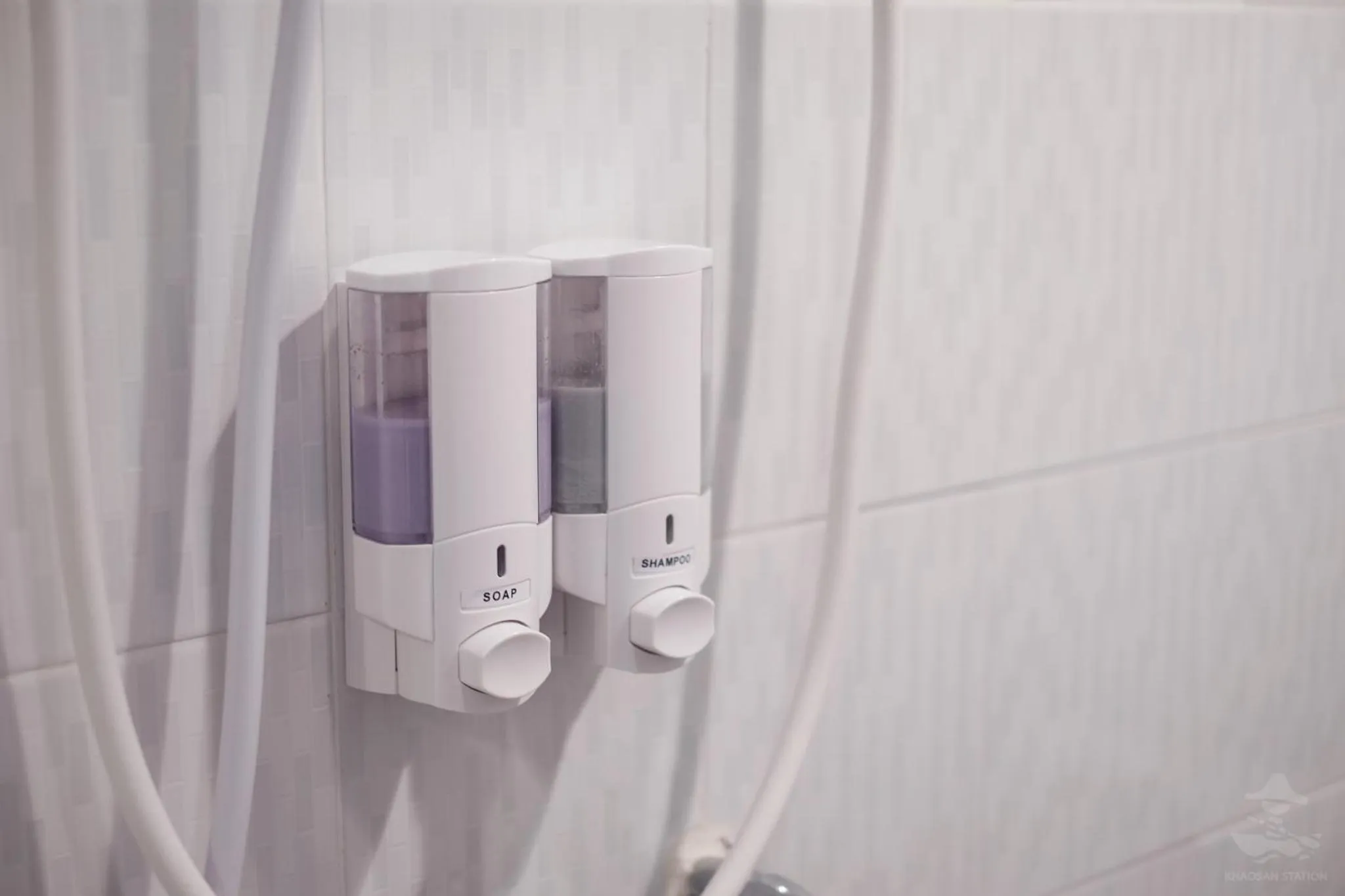 Bathroom in Khaosan Station