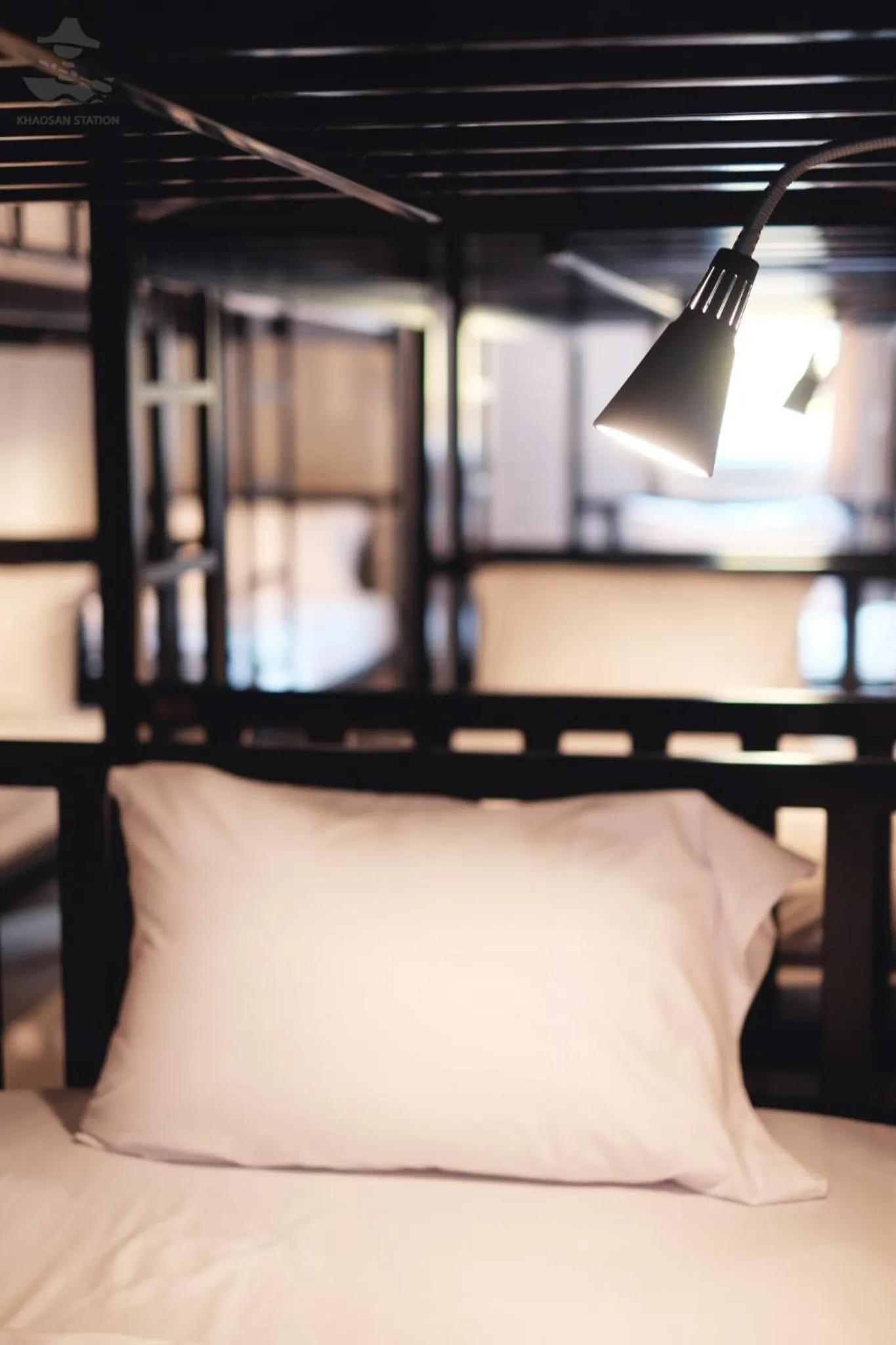 Bedroom, Bed in Khaosan Station