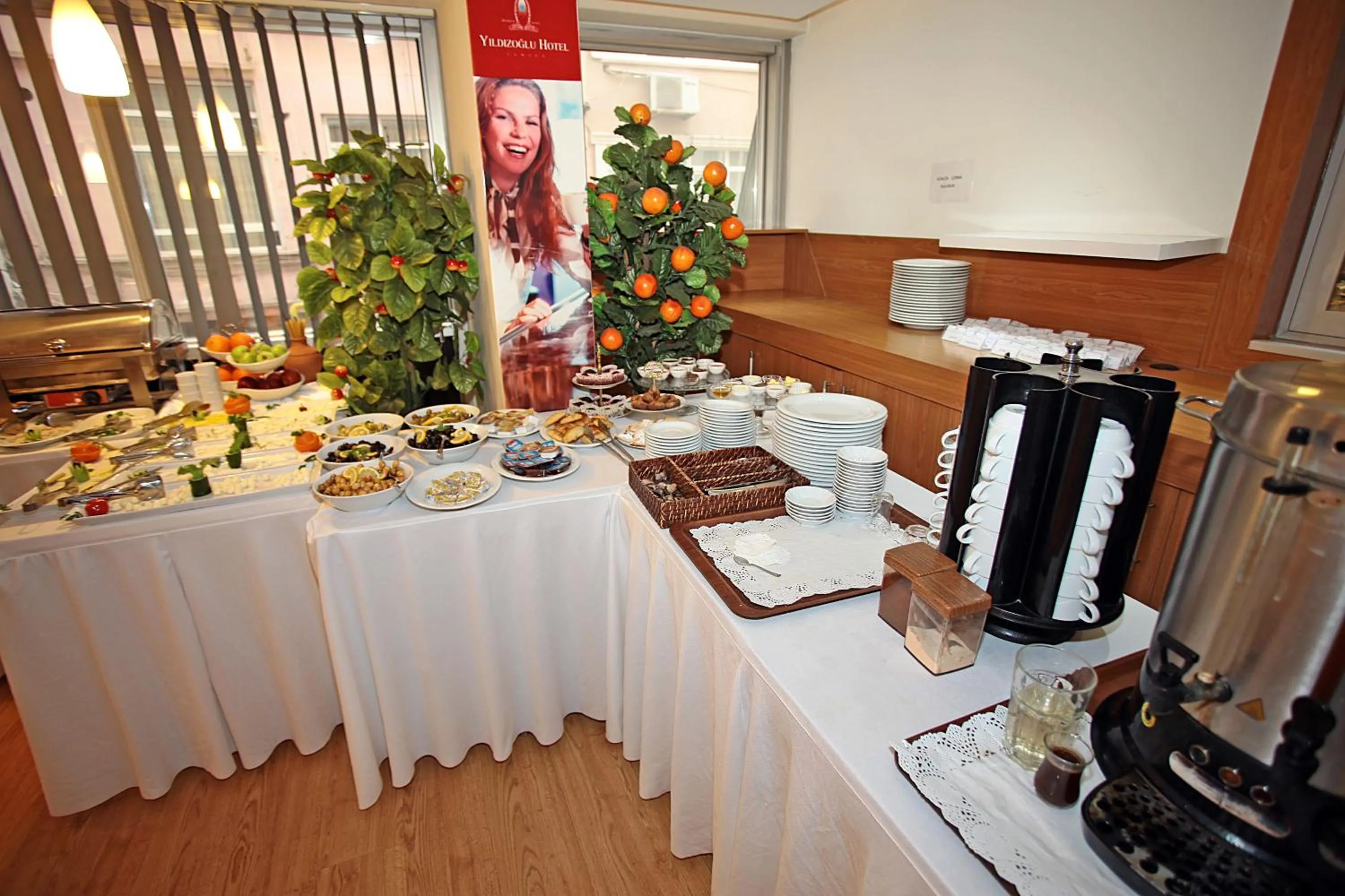 Restaurant/places to eat in Yildizoglu Hotel