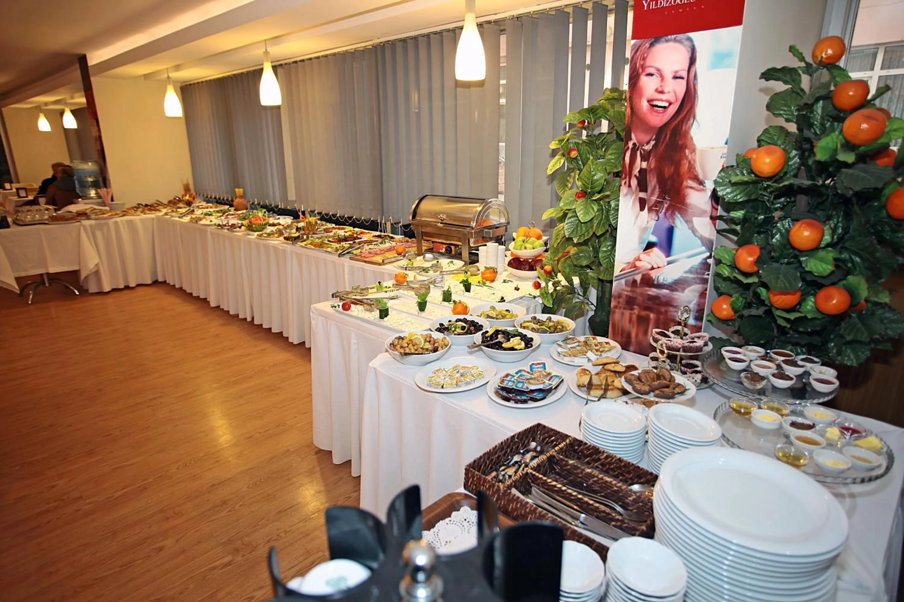 Restaurant/places to eat in Yildizoglu Hotel