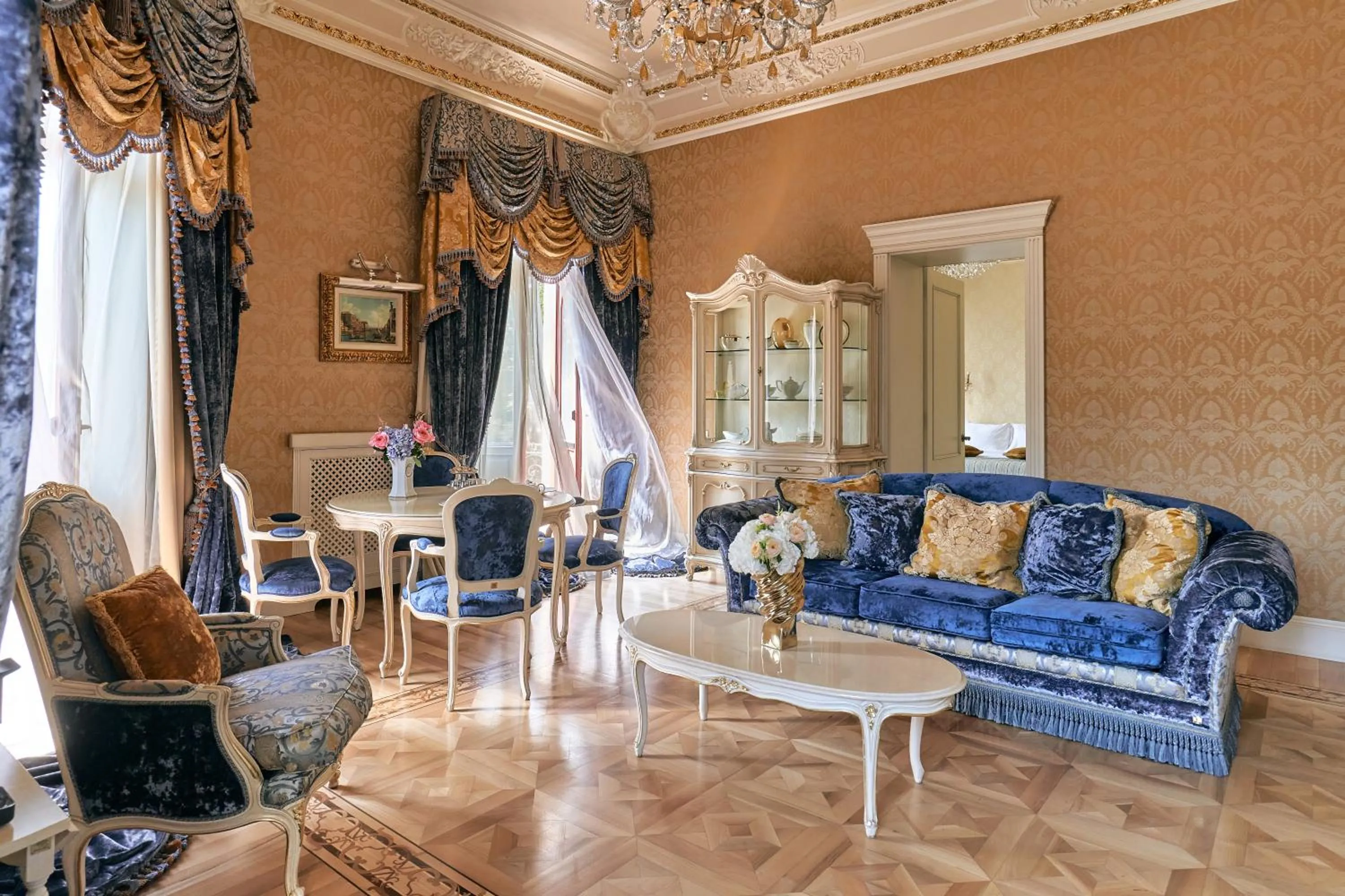 Living room in Hotel Bristol