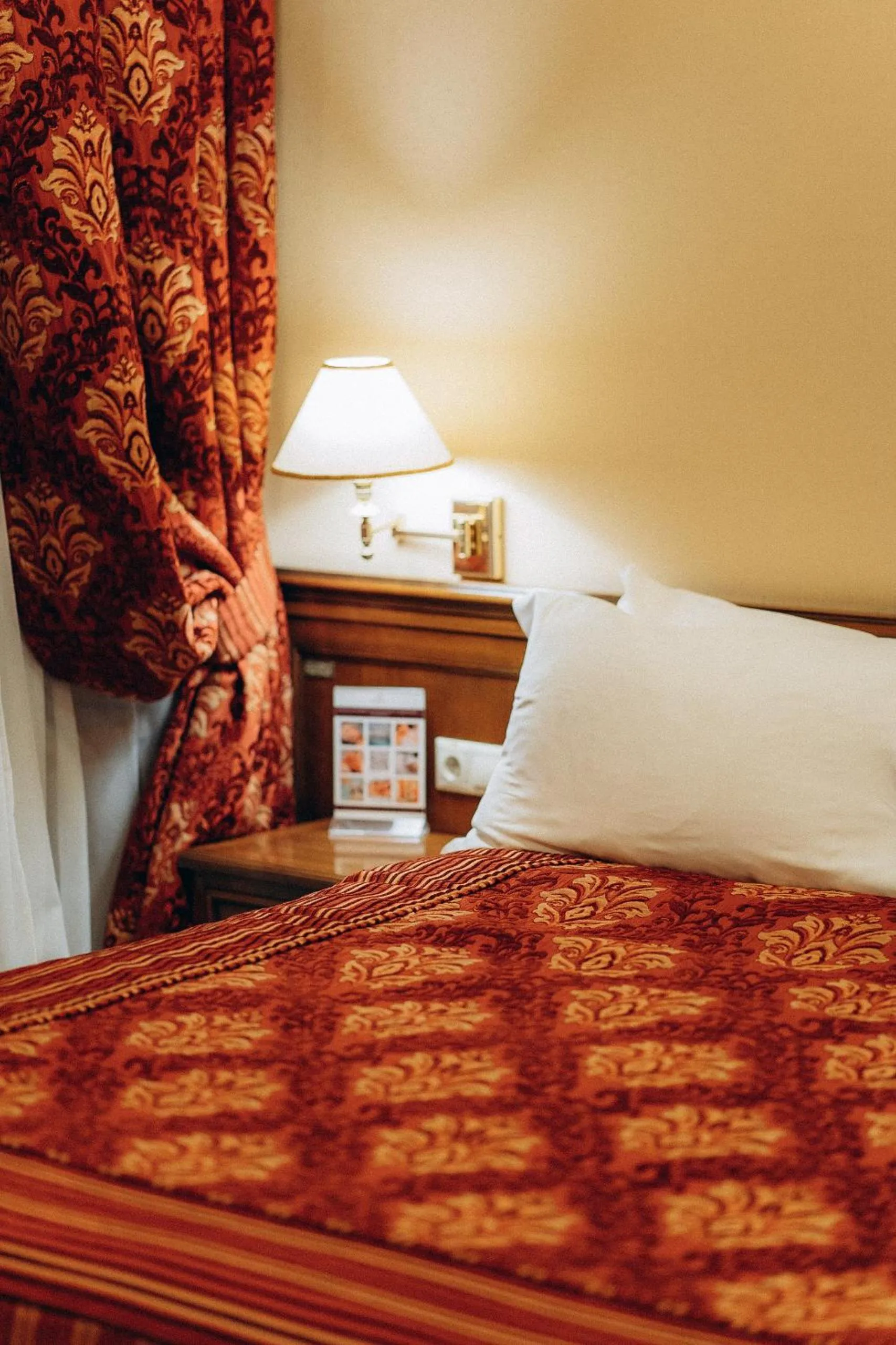 Bed in Hotel Bristol