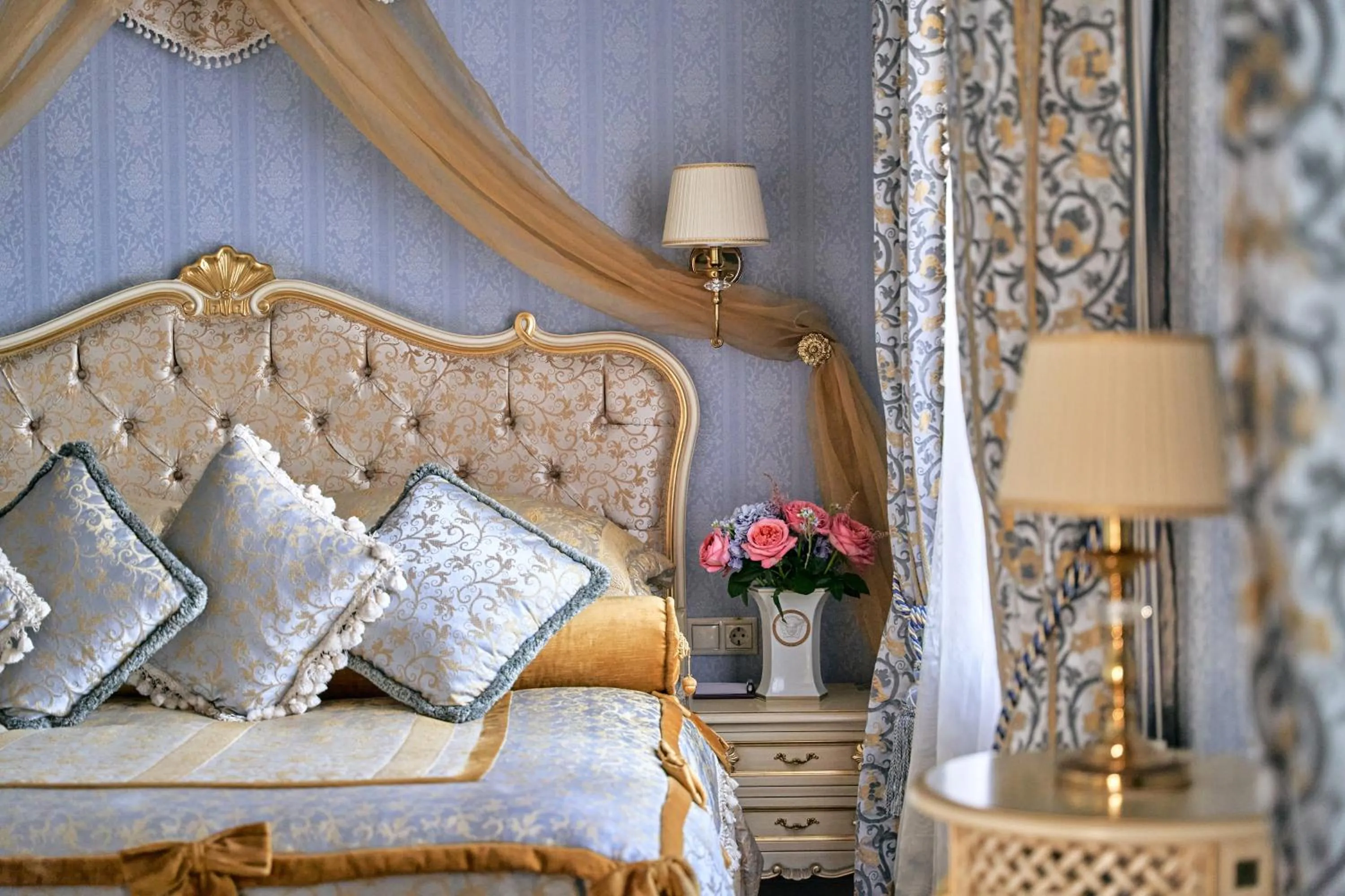 Bed in Hotel Bristol