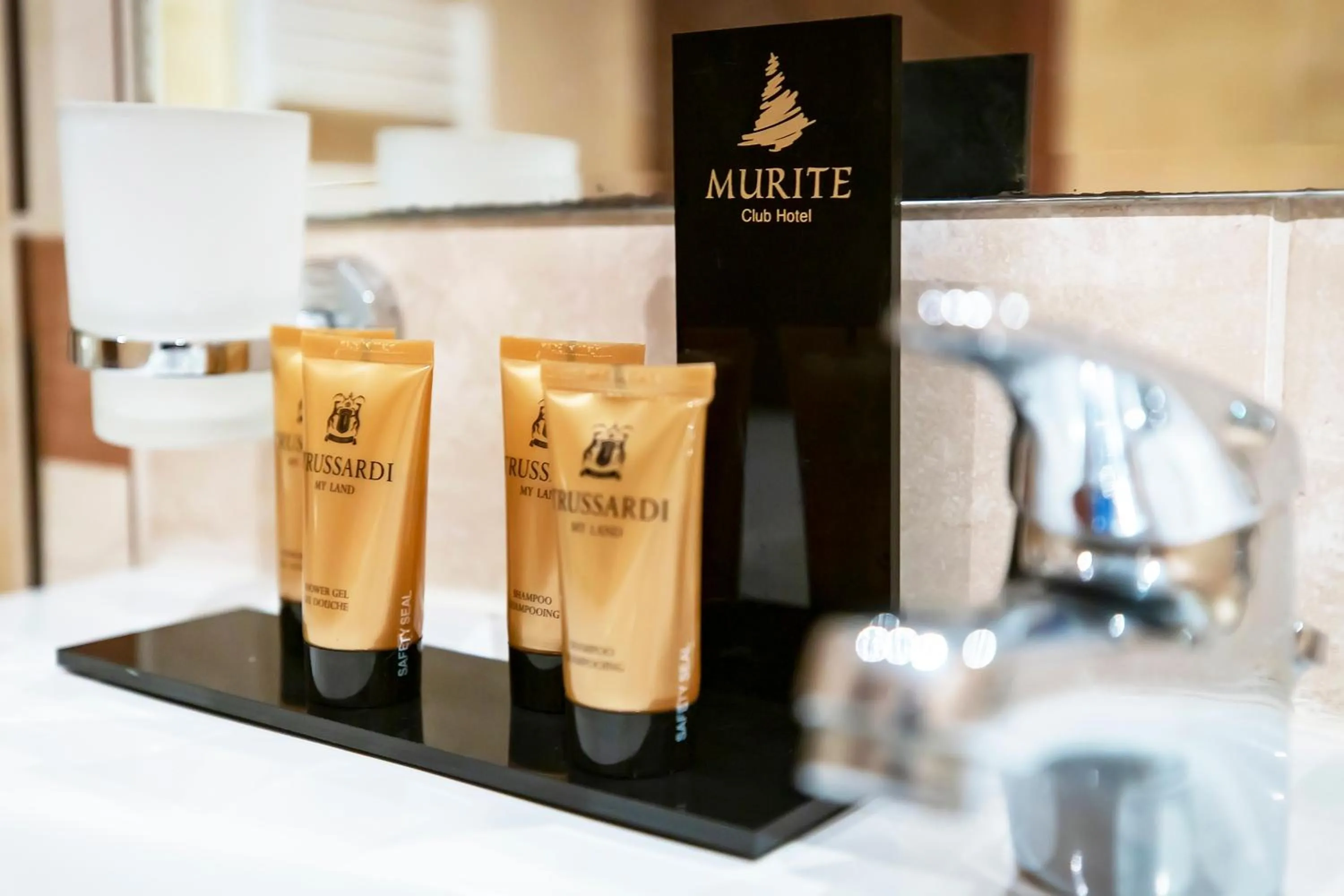 Bathroom in Murite Park Hotel