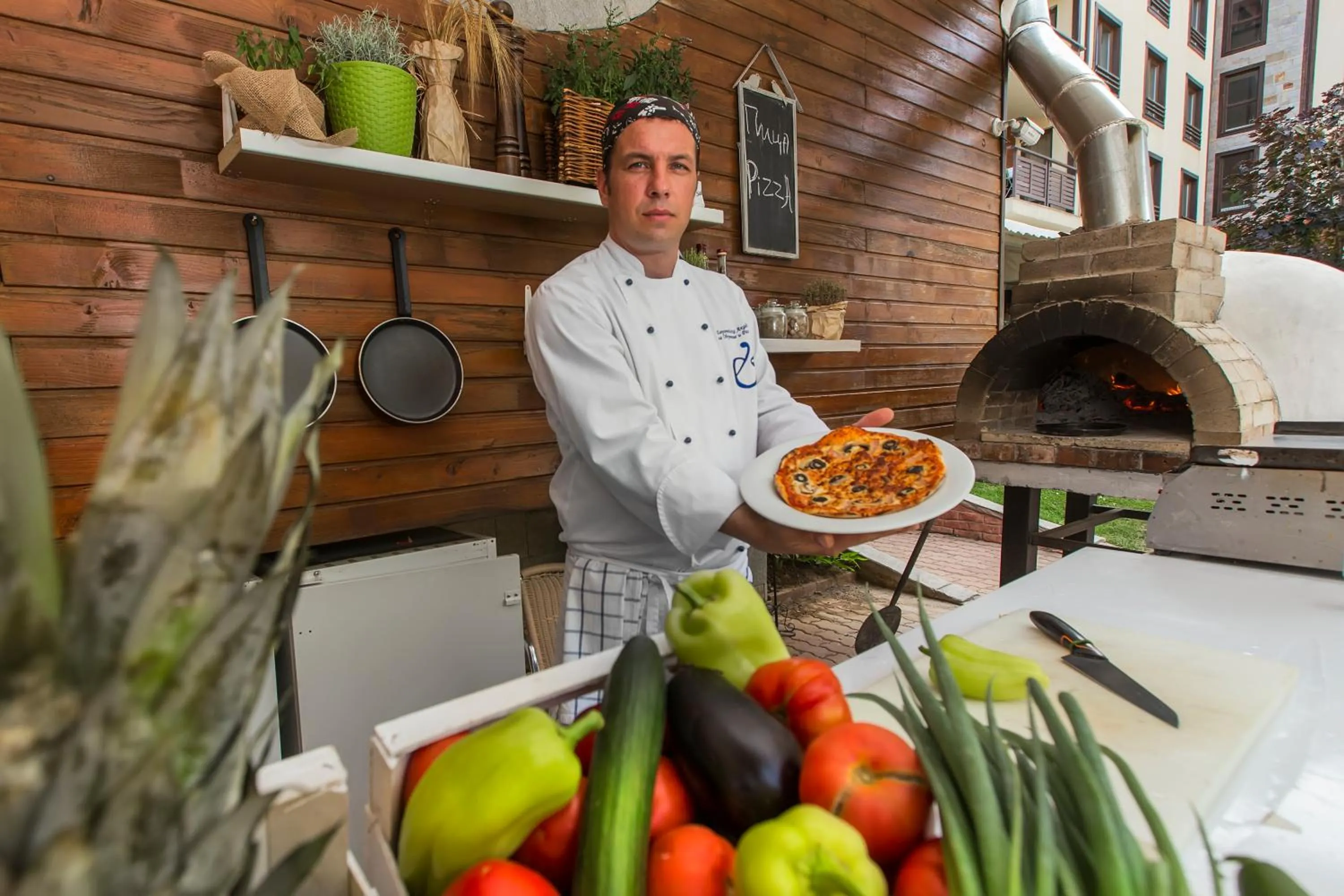 Restaurant/places to eat in Murite Park Hotel