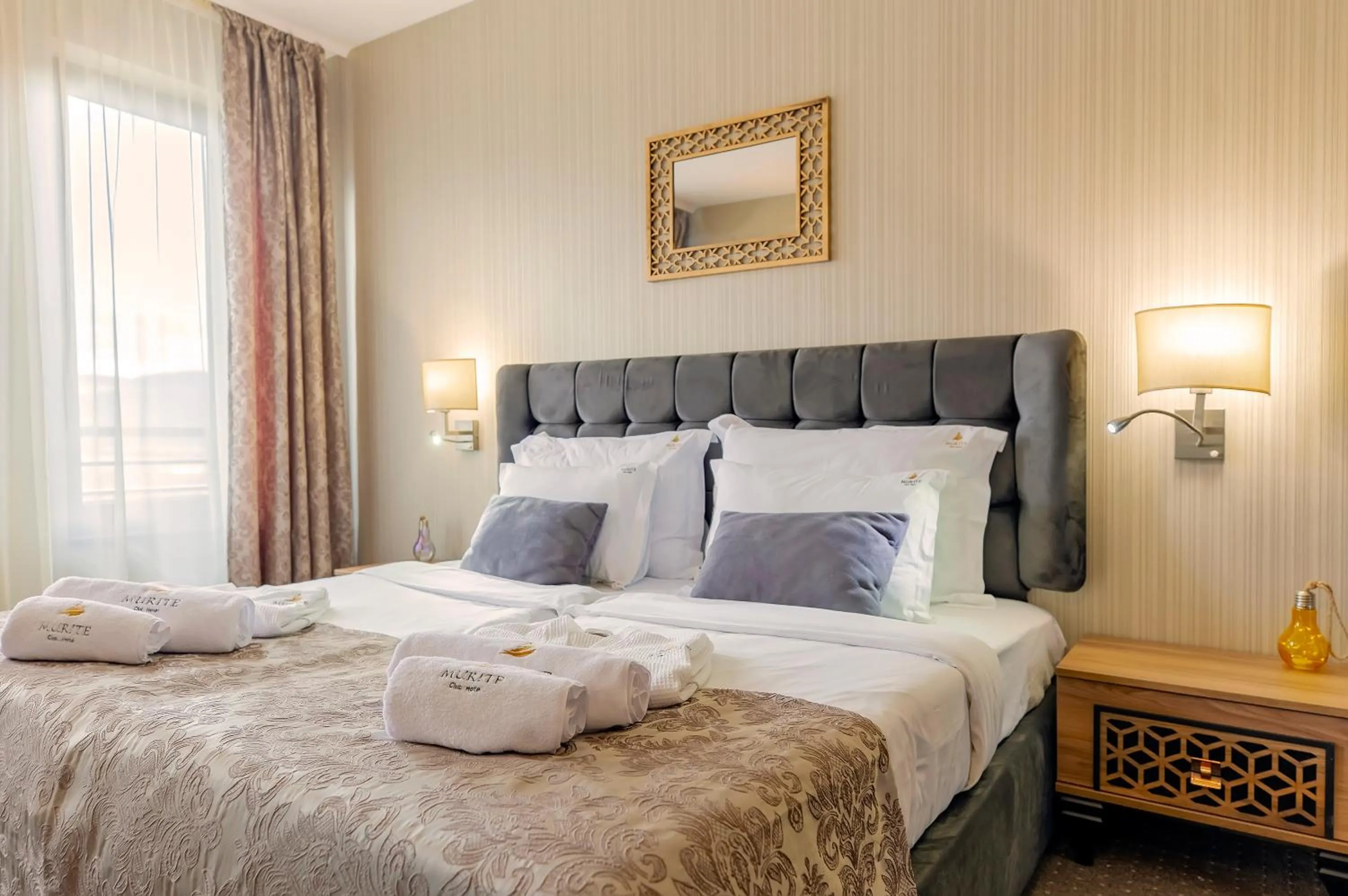 Photo of the whole room, Bed in Murite Park Hotel