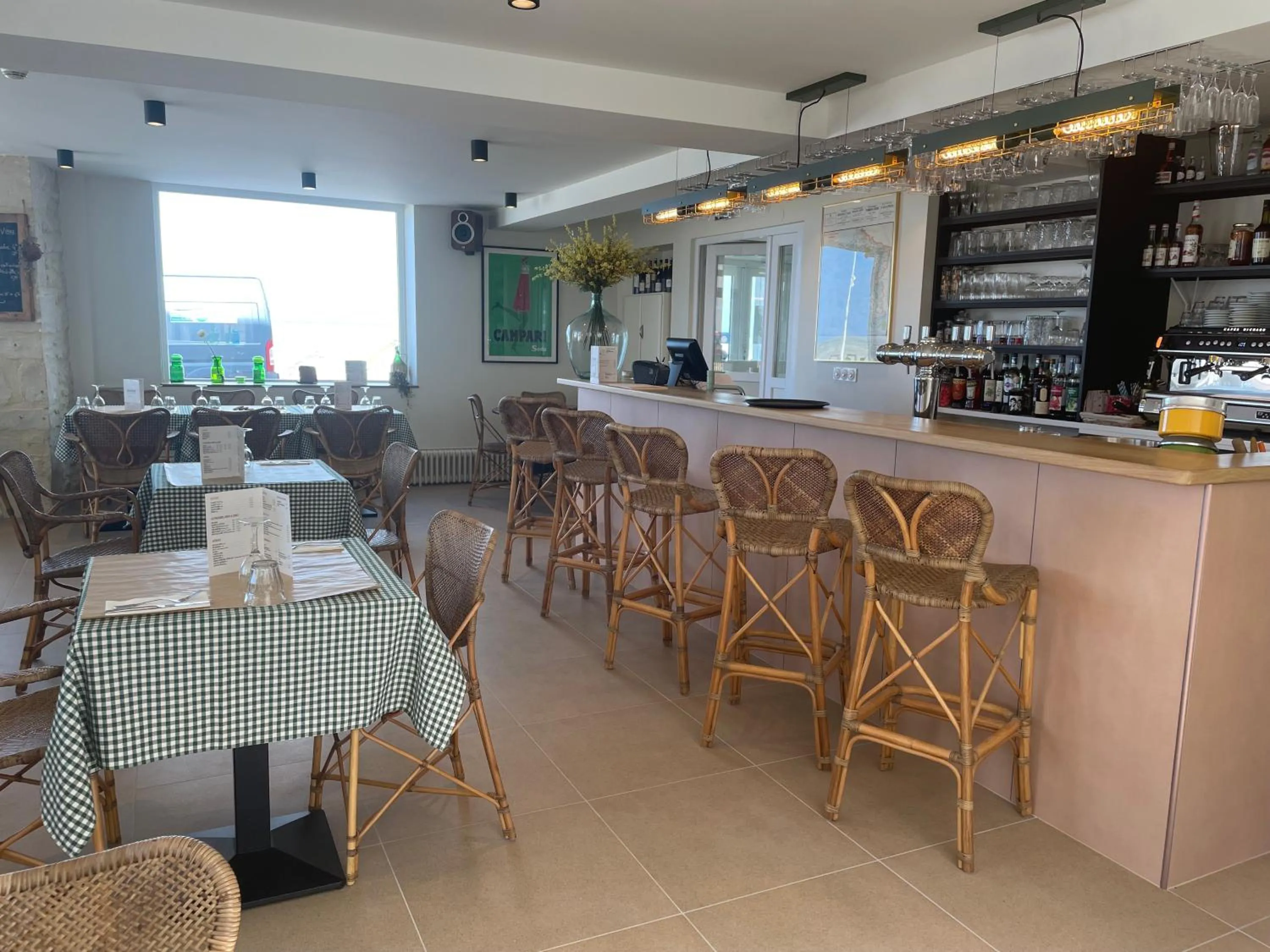 Property building in Beau Rivage Hôtel-Restaurant