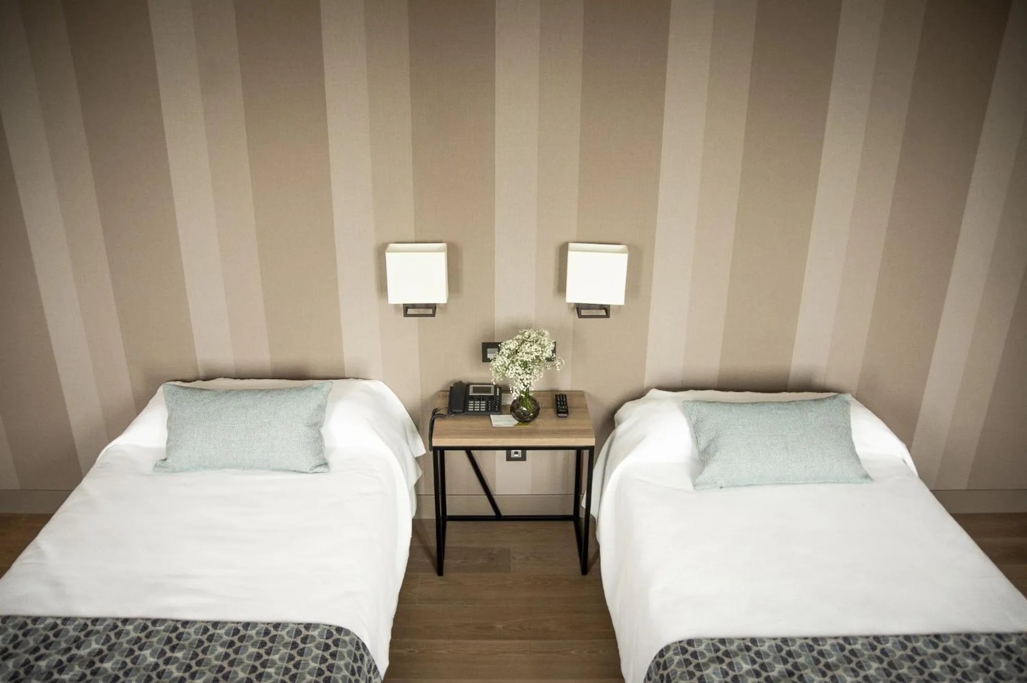 Photo of the whole room, Bed in Hotel Paraiso Granada