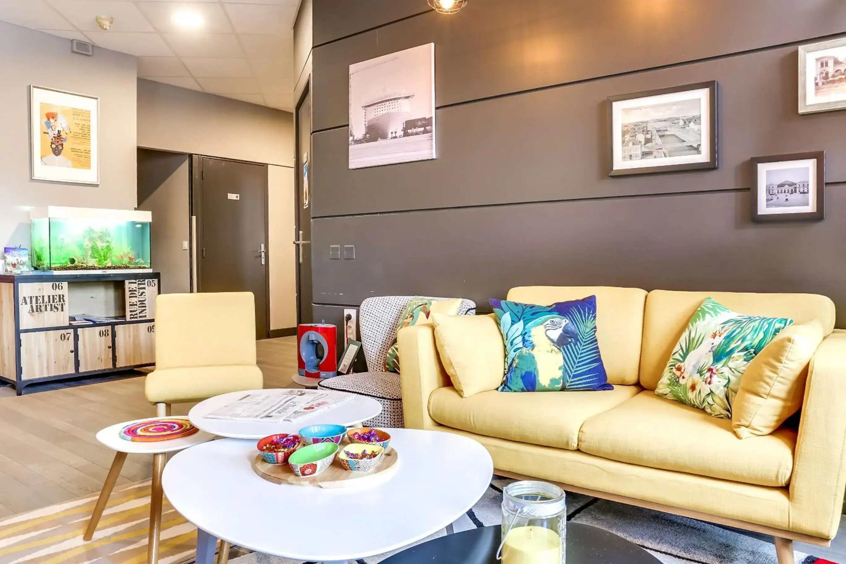 Lounge or bar in Brit Hotel Saint-Nazaire Centre Lounge or bar in Brit Hotel Saint-Nazaire Centre