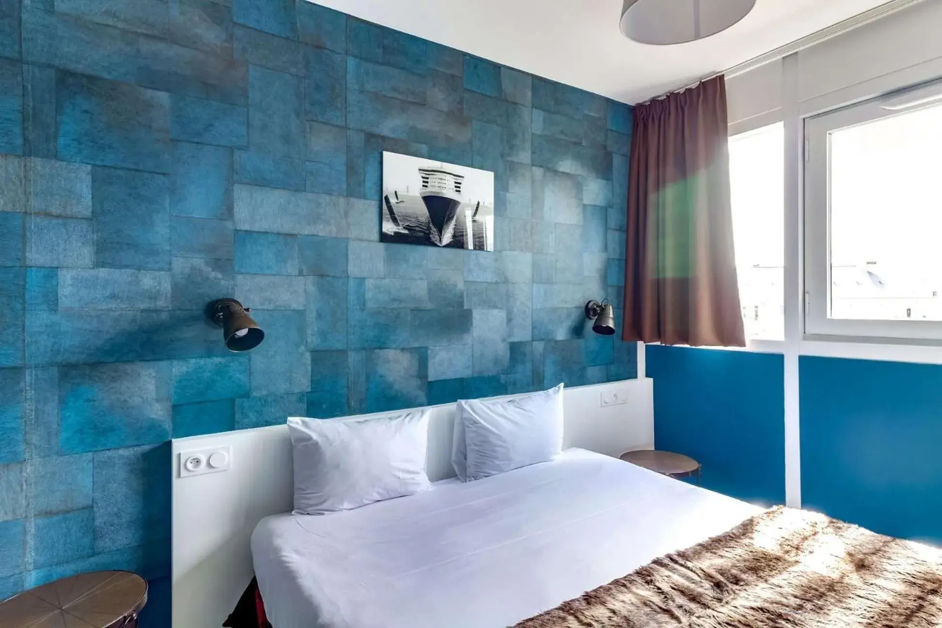 Meeting/conference room, Bed in Brit Hotel Saint-Nazaire Centre Meeting/conference room, Bed in Brit Hotel Saint-Nazaire Centre