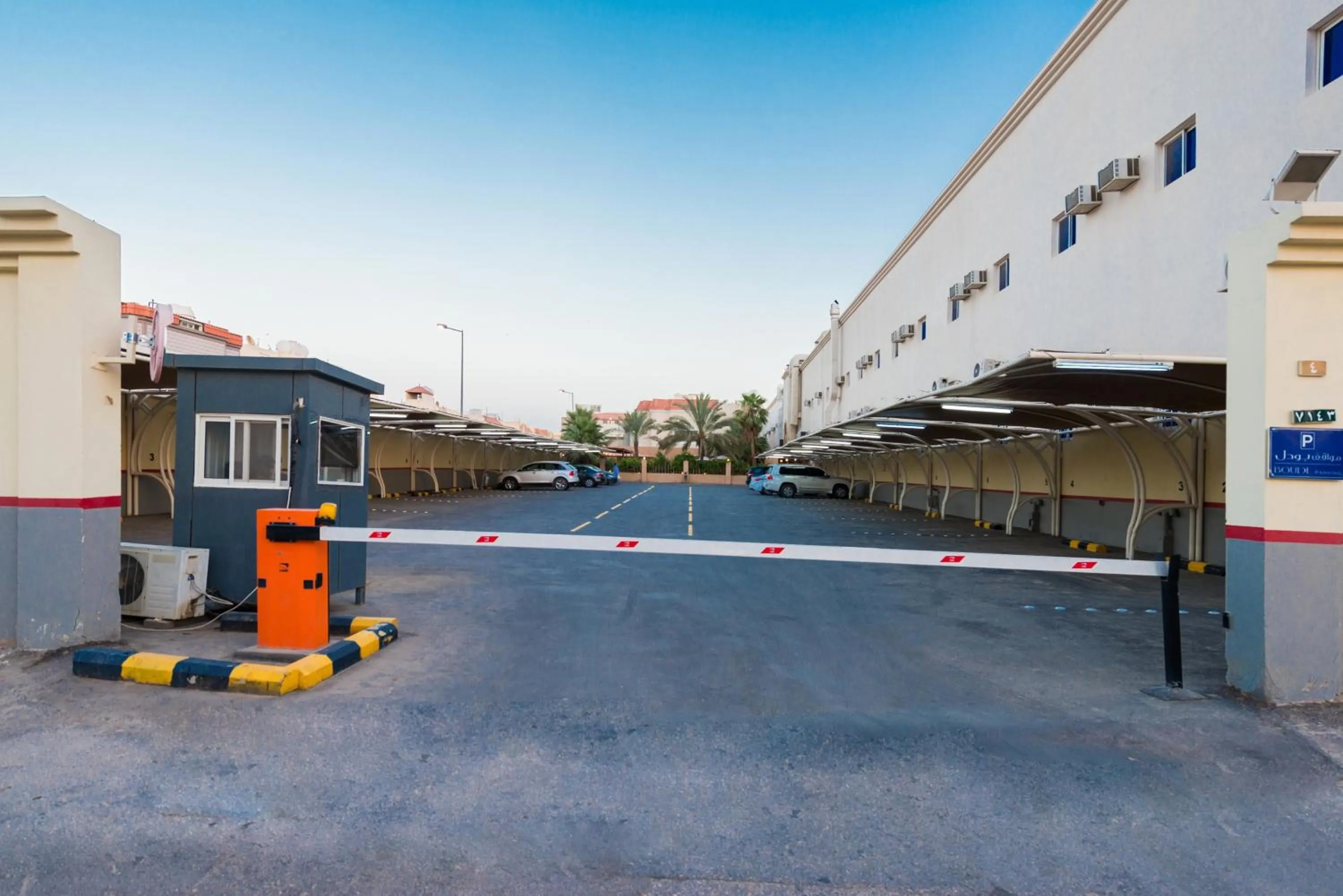 Parking in Boudl Al Fayhaa