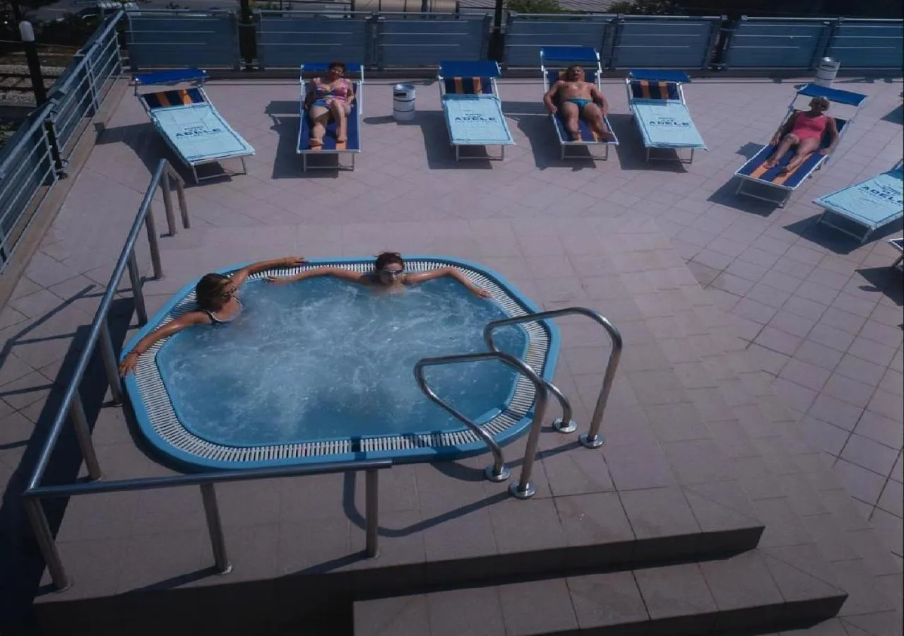 Hot Tub in Hotel Adele