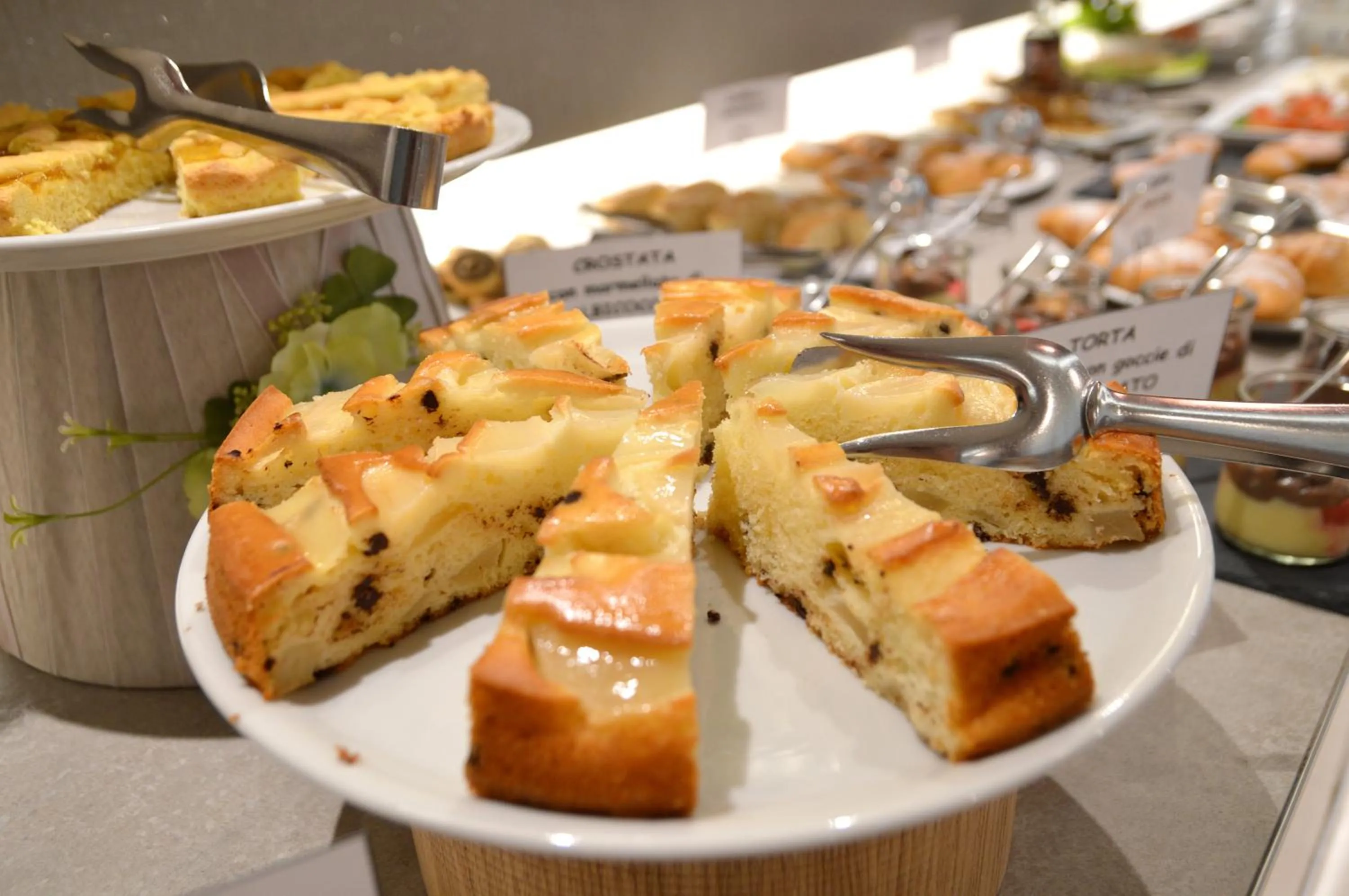 Food and drinks in Hotel Adele