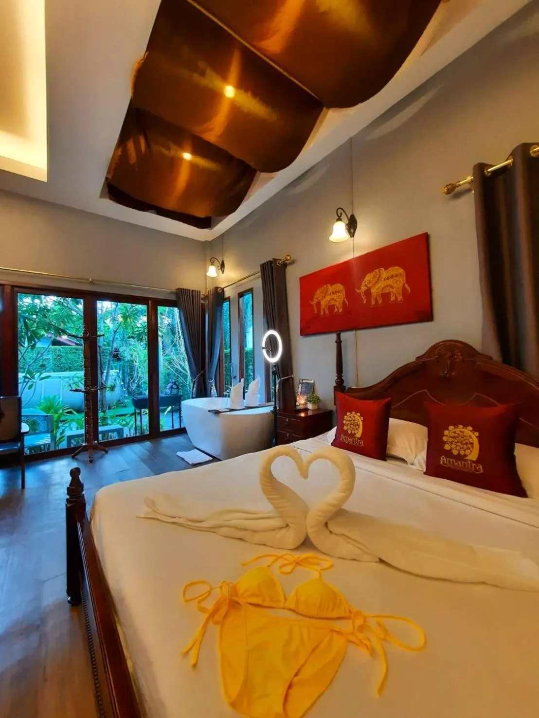 Bed in Amantra homestay & village