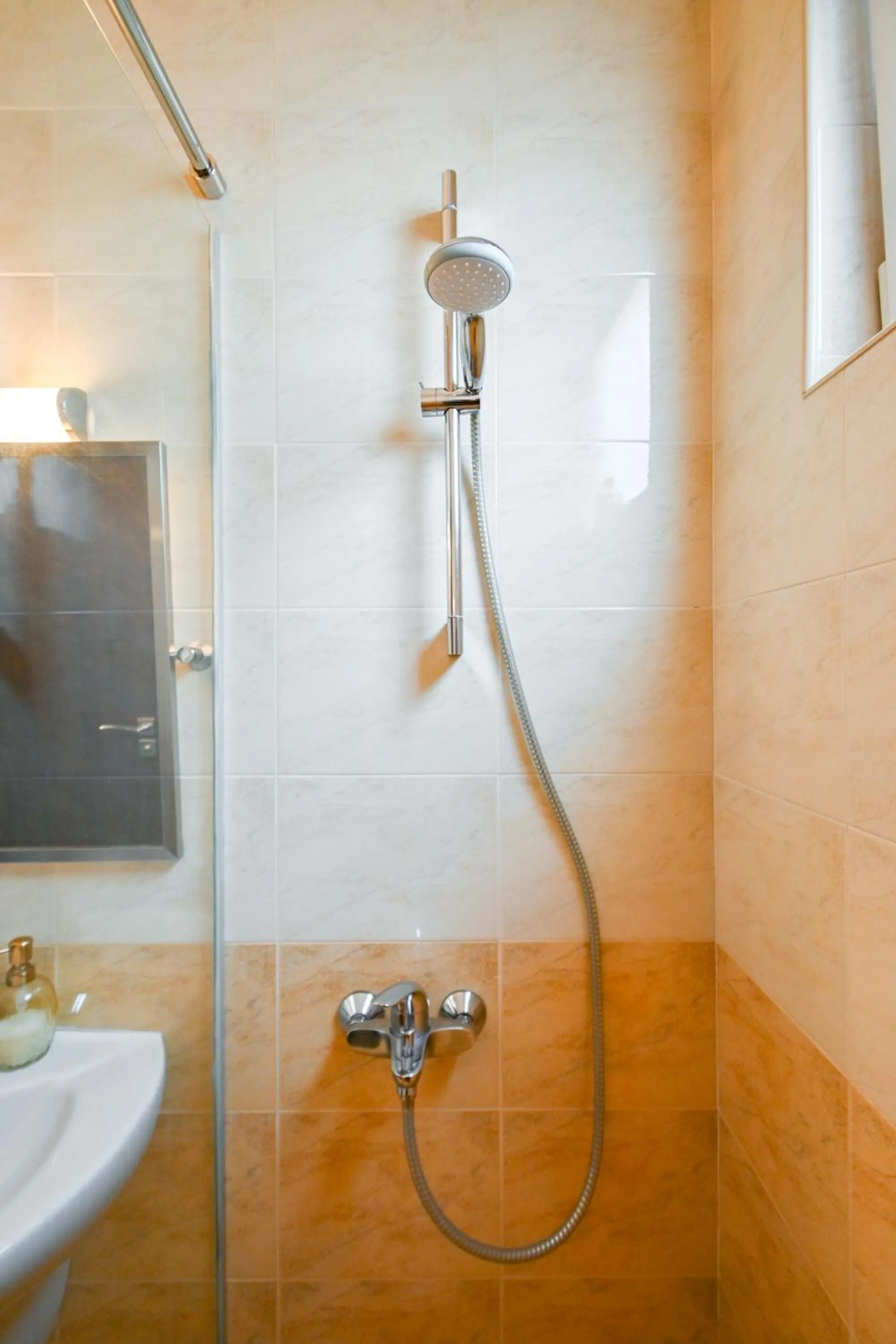 Shower in Starflat Quiet Parkside Suite