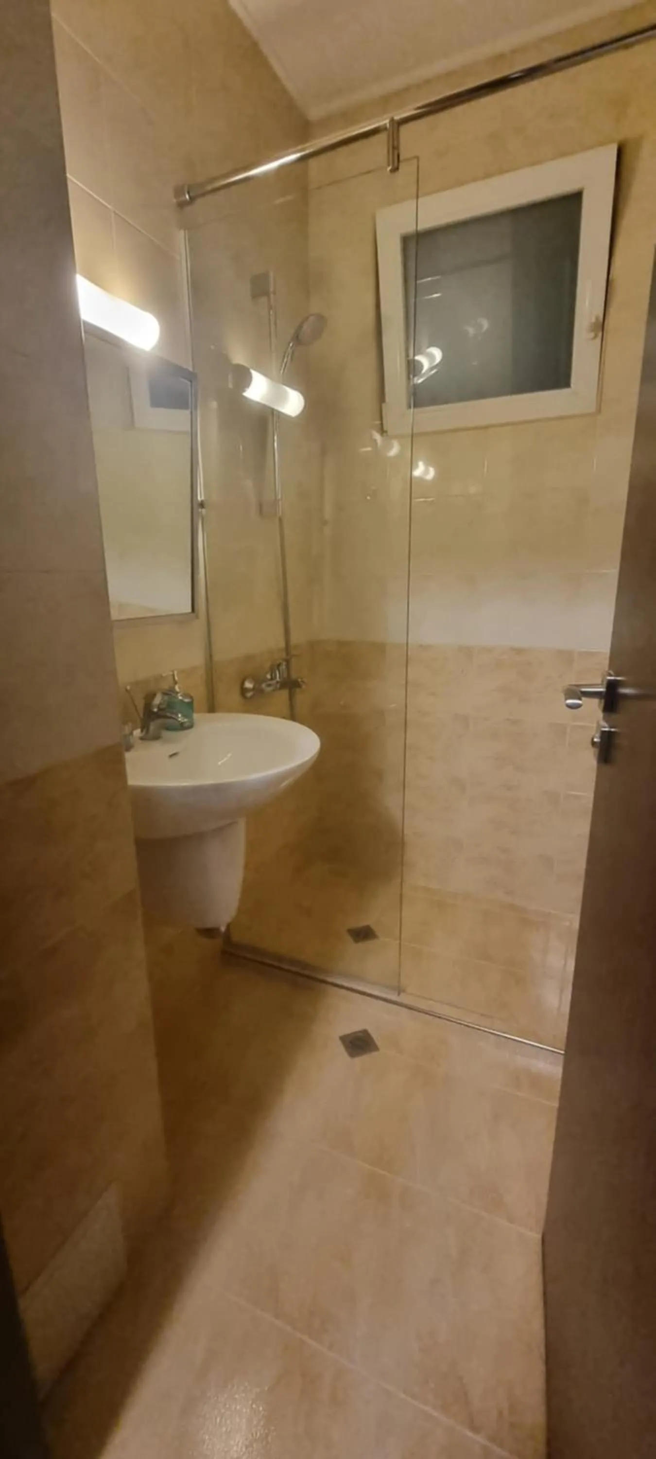 Bathroom in Starflat Quiet Parkside Suite