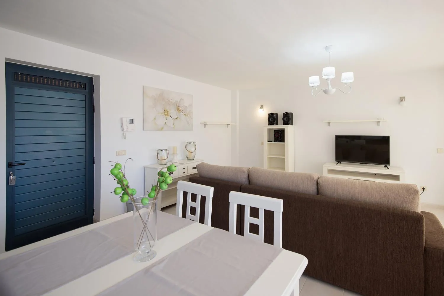 Dining area in Cardon Big Calm 19