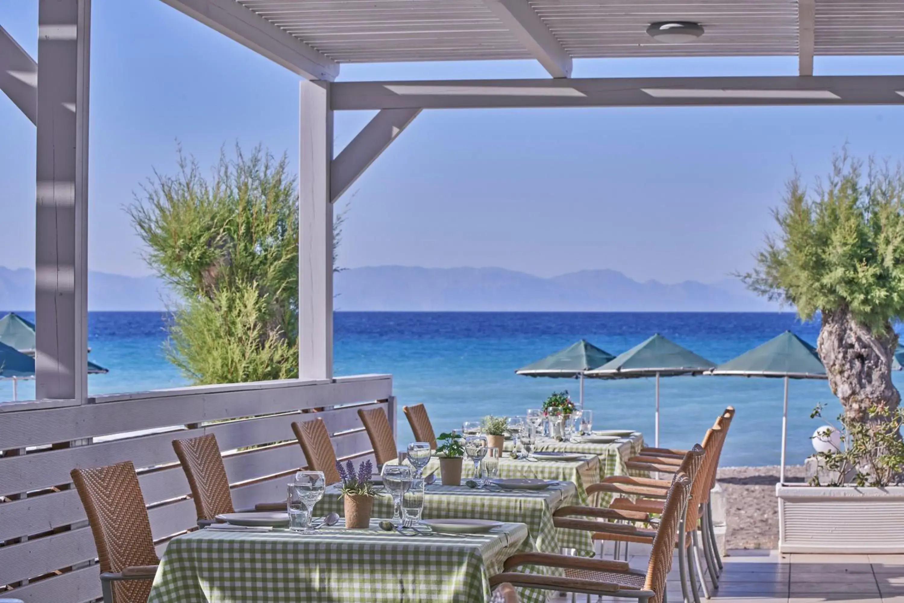 Restaurant/places to eat in Blue Bay Resort Restaurant/places to eat in Blue Bay Resort