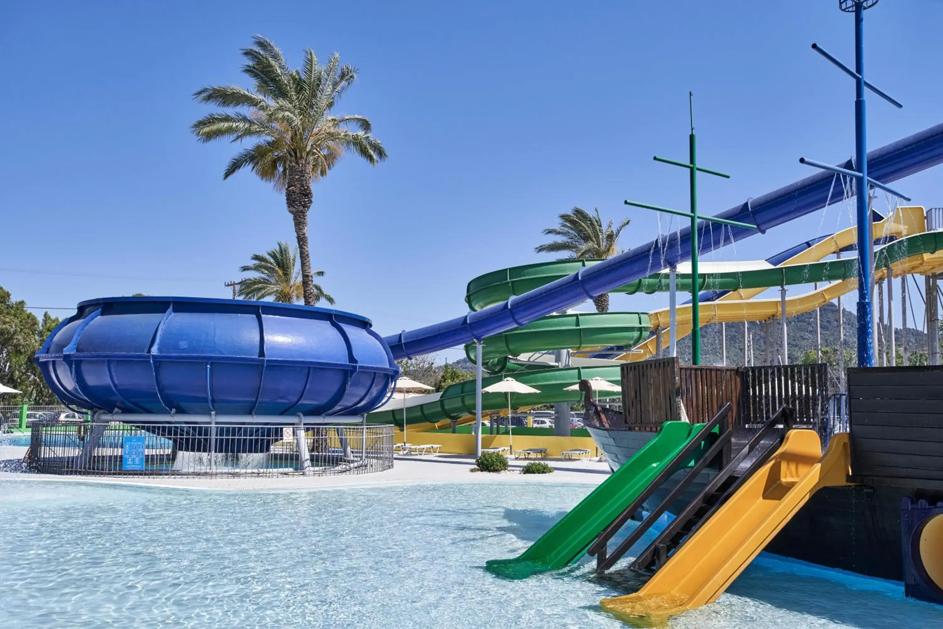 Swimming pool, Water Park in Blue Bay Resort Swimming pool, Water Park in Blue Bay Resort