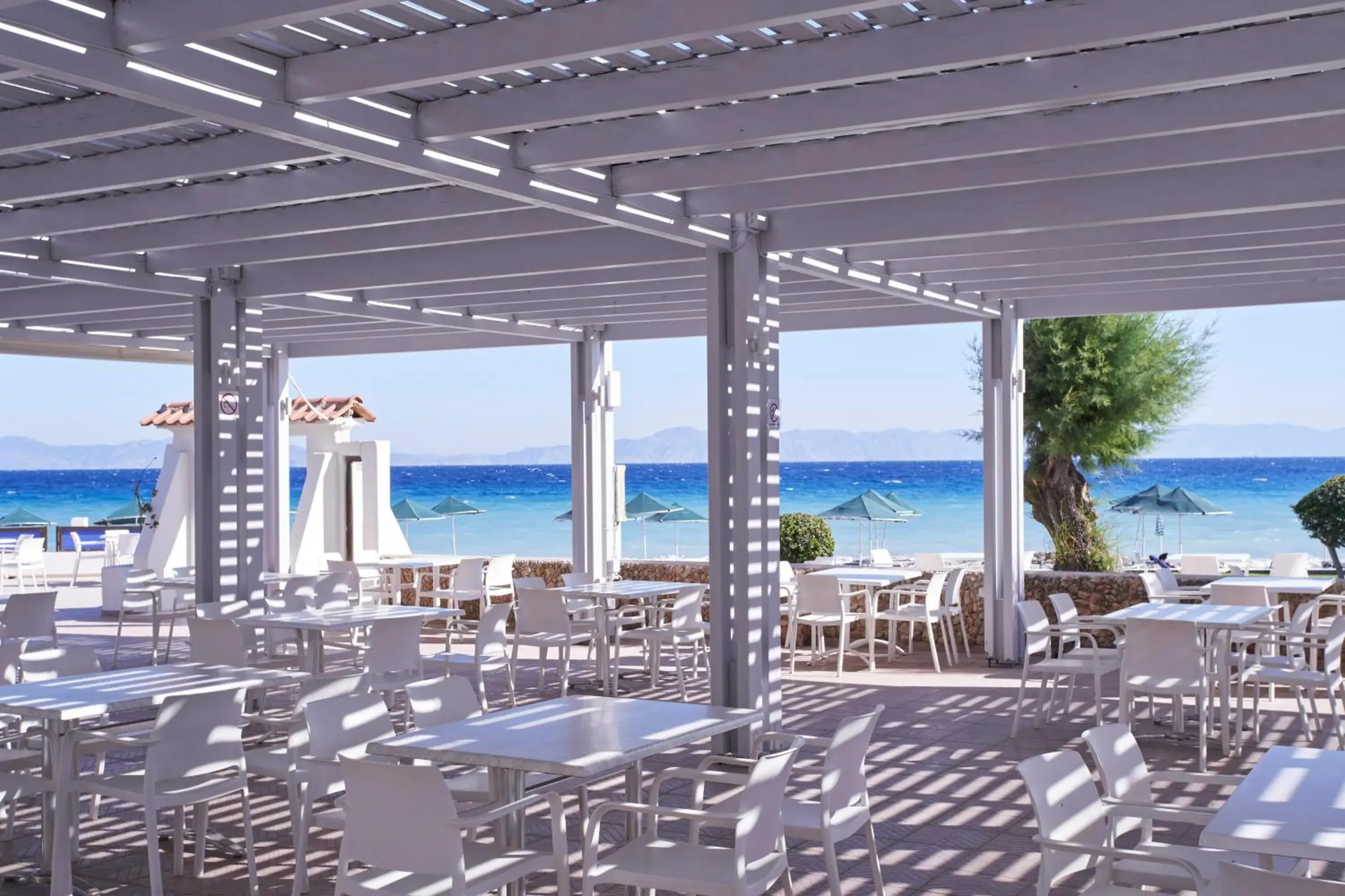 Restaurant/Places to Eat in Blue Bay Resort Restaurant/Places to Eat in Blue Bay Resort