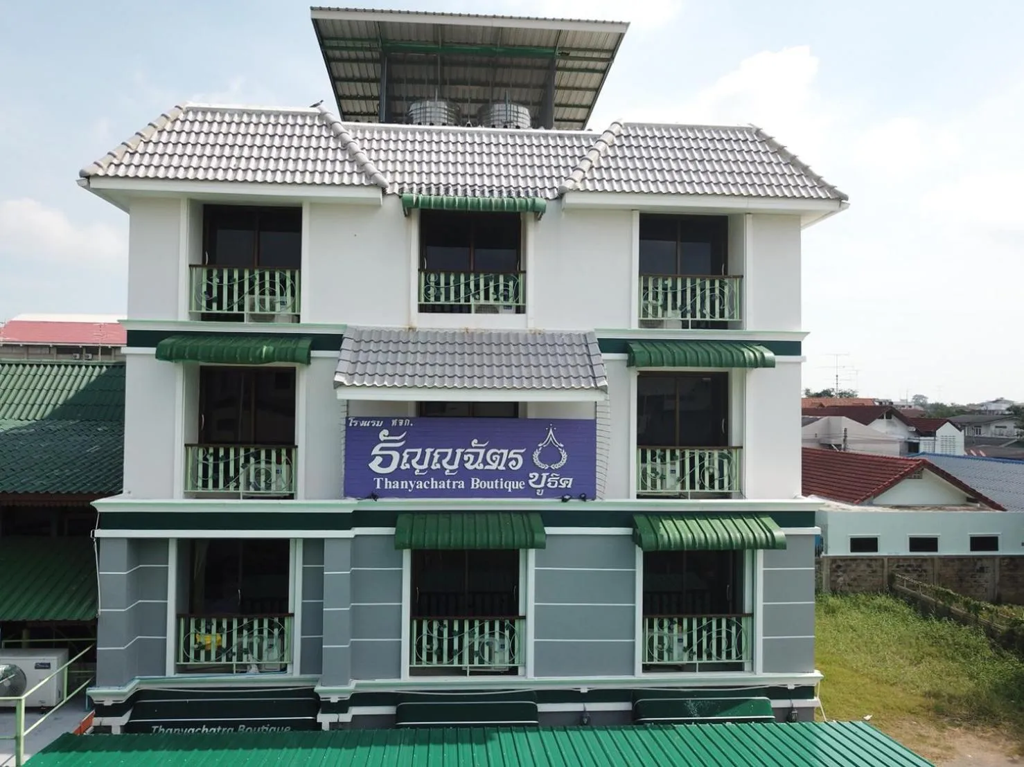 Thanyachatra Boutique