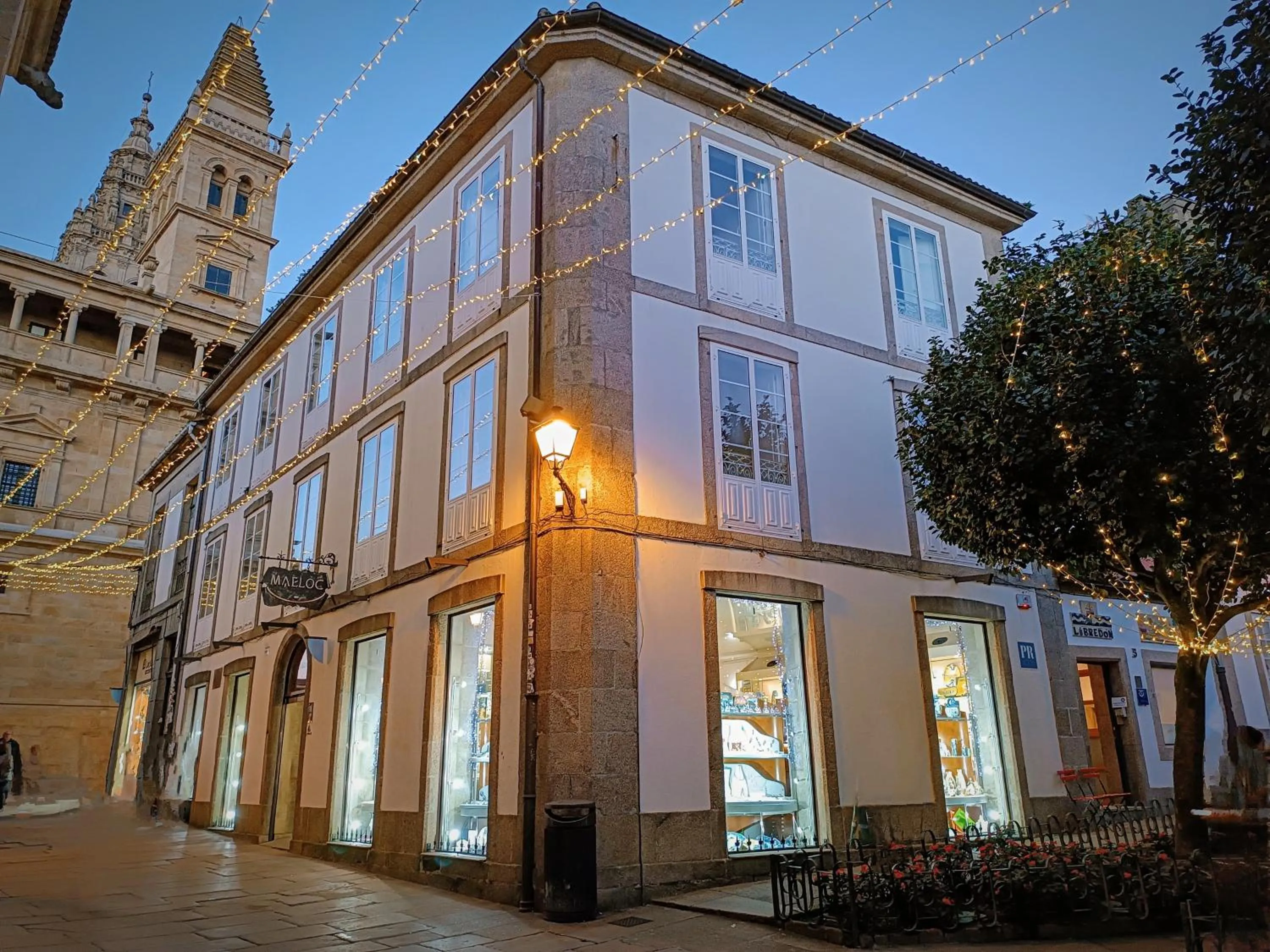 Property building in Libredón Rooms