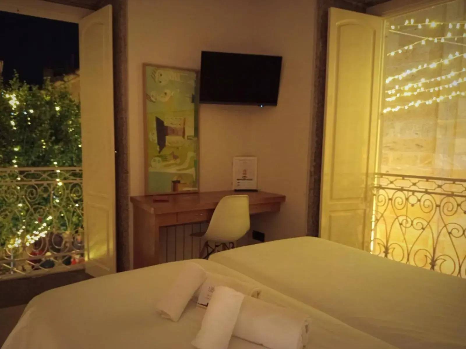 Superior Twin Room with Garden View in Libredón Rooms Superior Twin Room with Garden View in Libredón Rooms