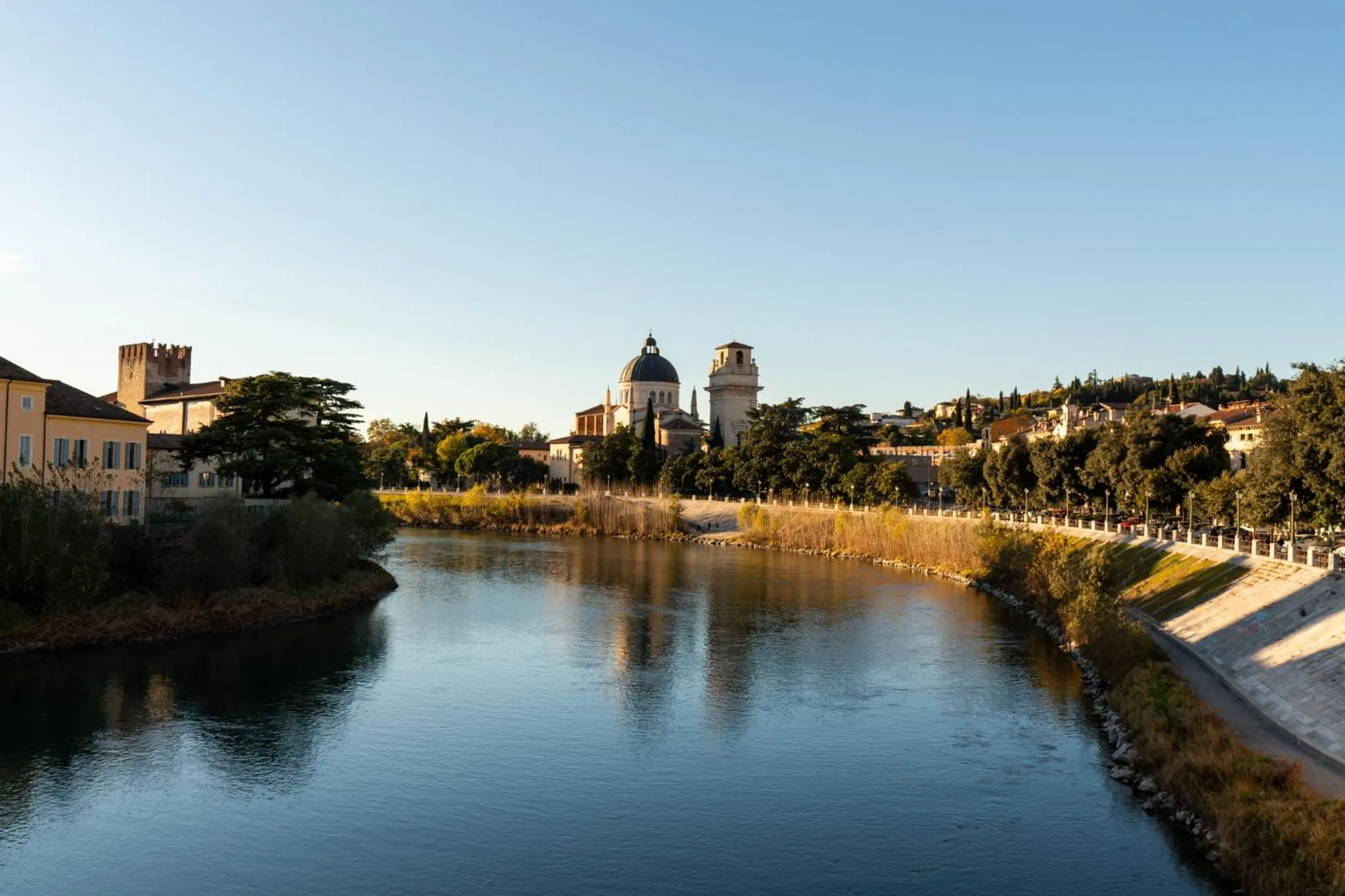 Nearby landmark in La finestra sul Ponte by Postcardsfrom