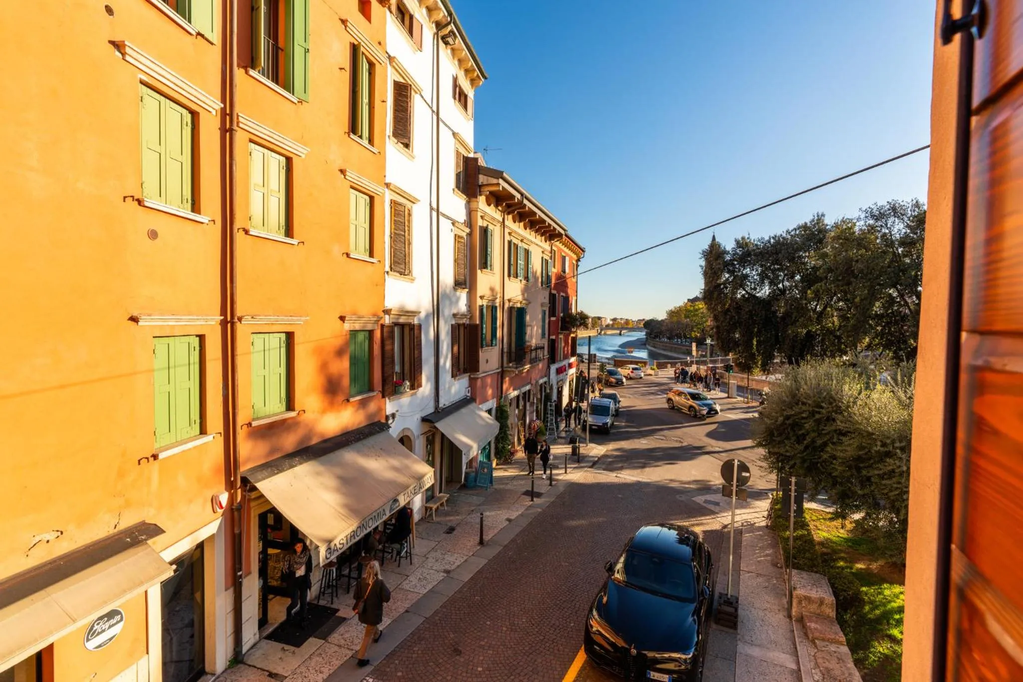 Neighbourhood in La finestra sul Ponte by Postcardsfrom
