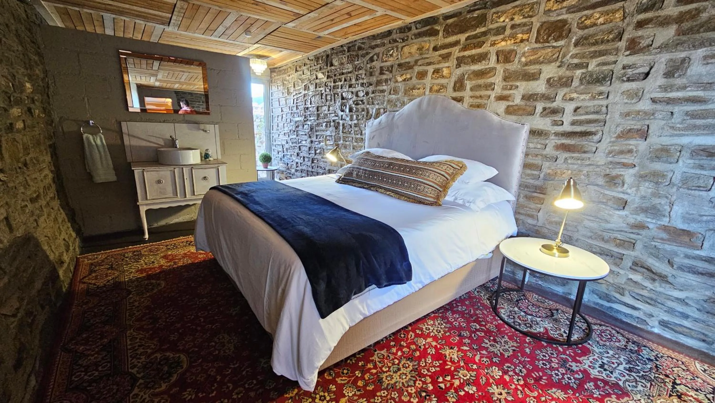 Bedroom, Bed in Perlman House
