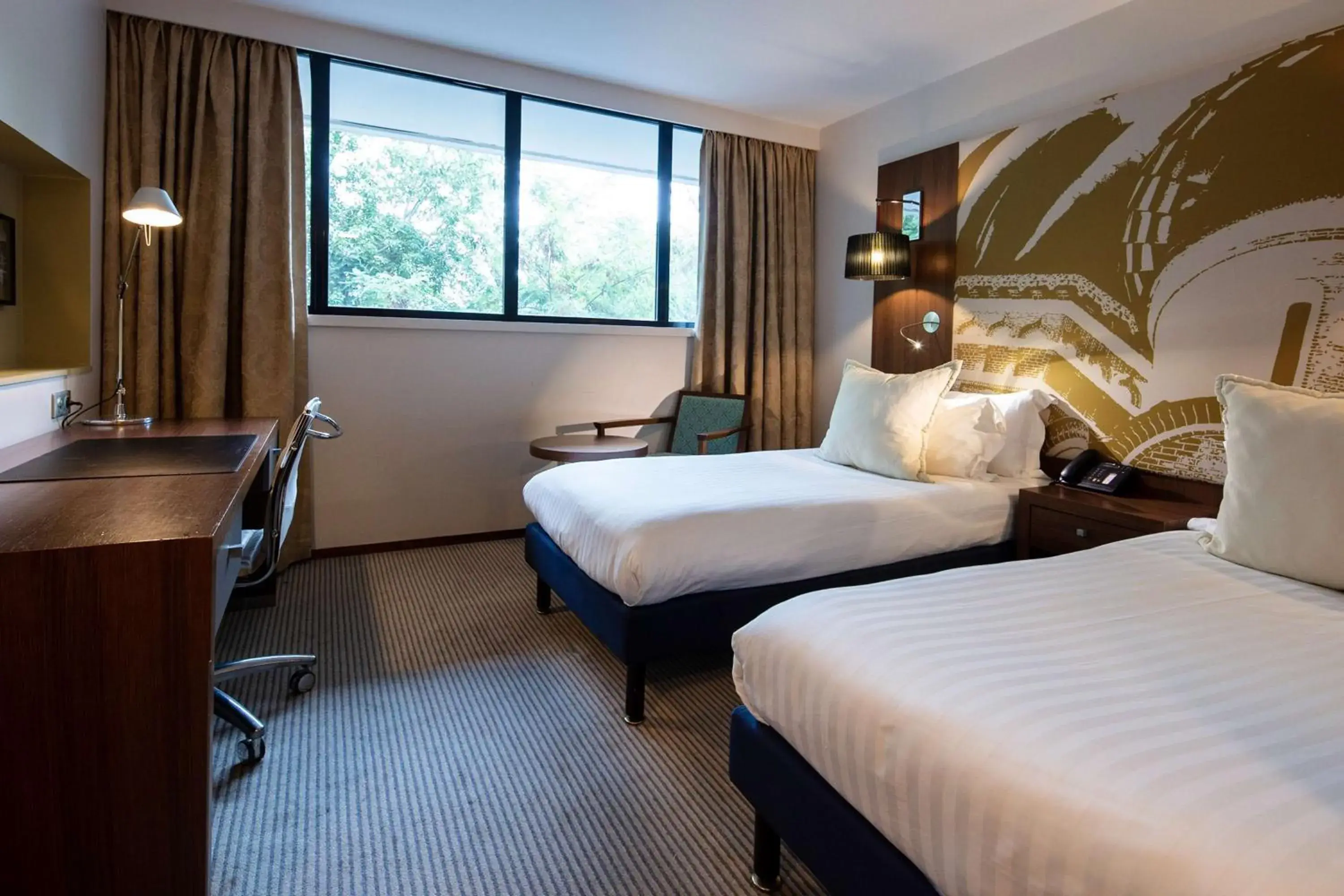 Bedroom, Bed in Radisson Blu Hotel, Montpellier Bedroom, Bed in Radisson Blu Hotel, Montpellier