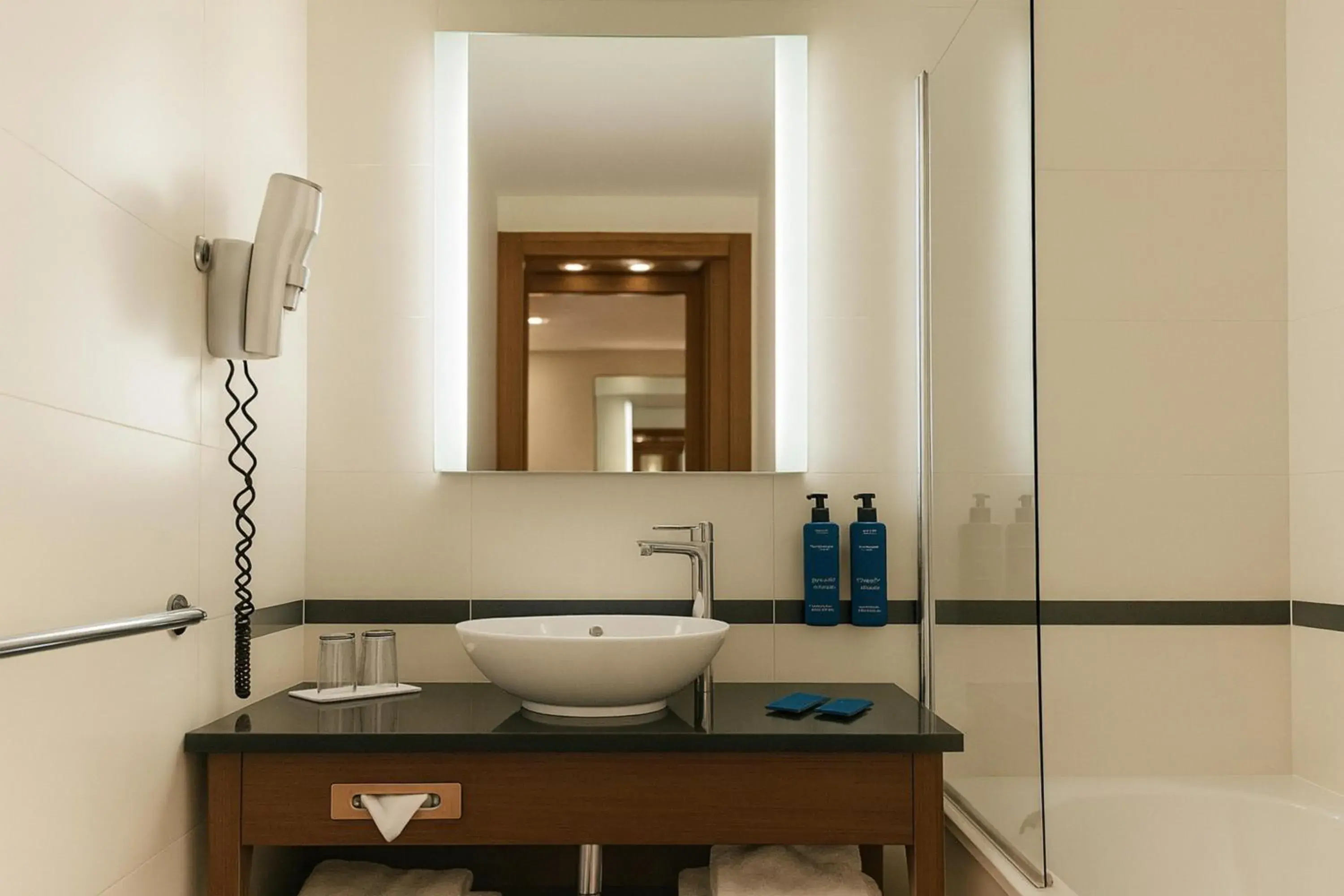 Bathroom in Radisson Blu Hotel, Montpellier Bathroom in Radisson Blu Hotel, Montpellier