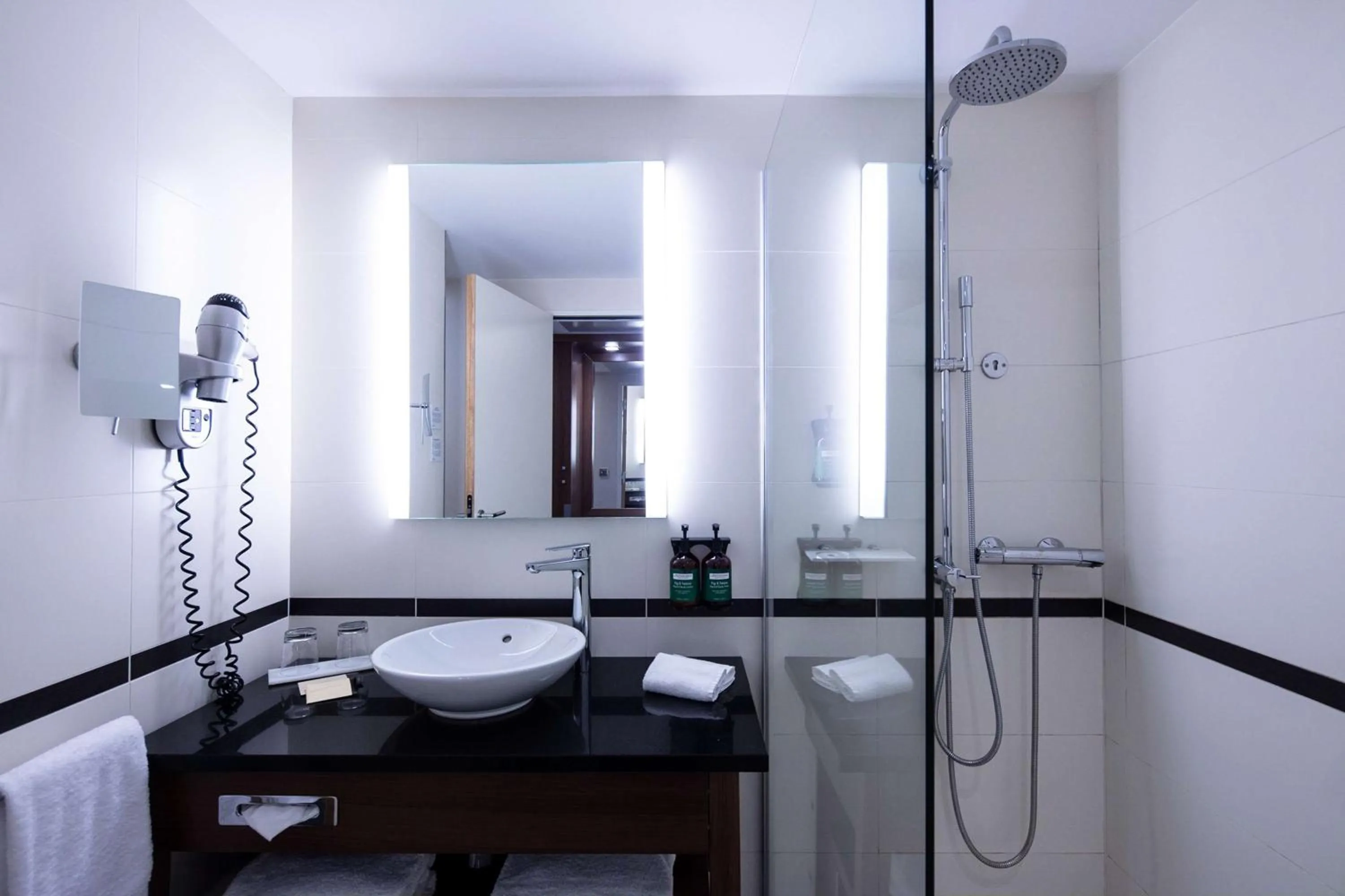 Bathroom in Radisson Blu Hotel, Montpellier