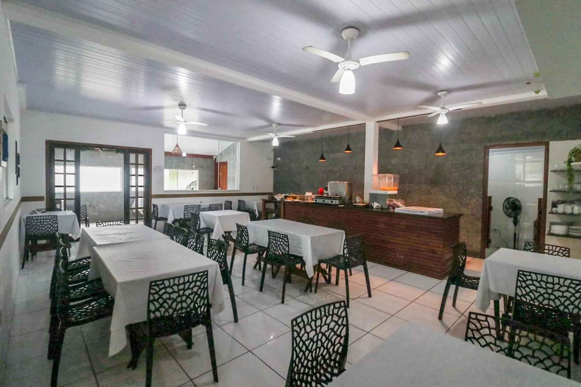 Buffet breakfast in Pousada Mar Azul