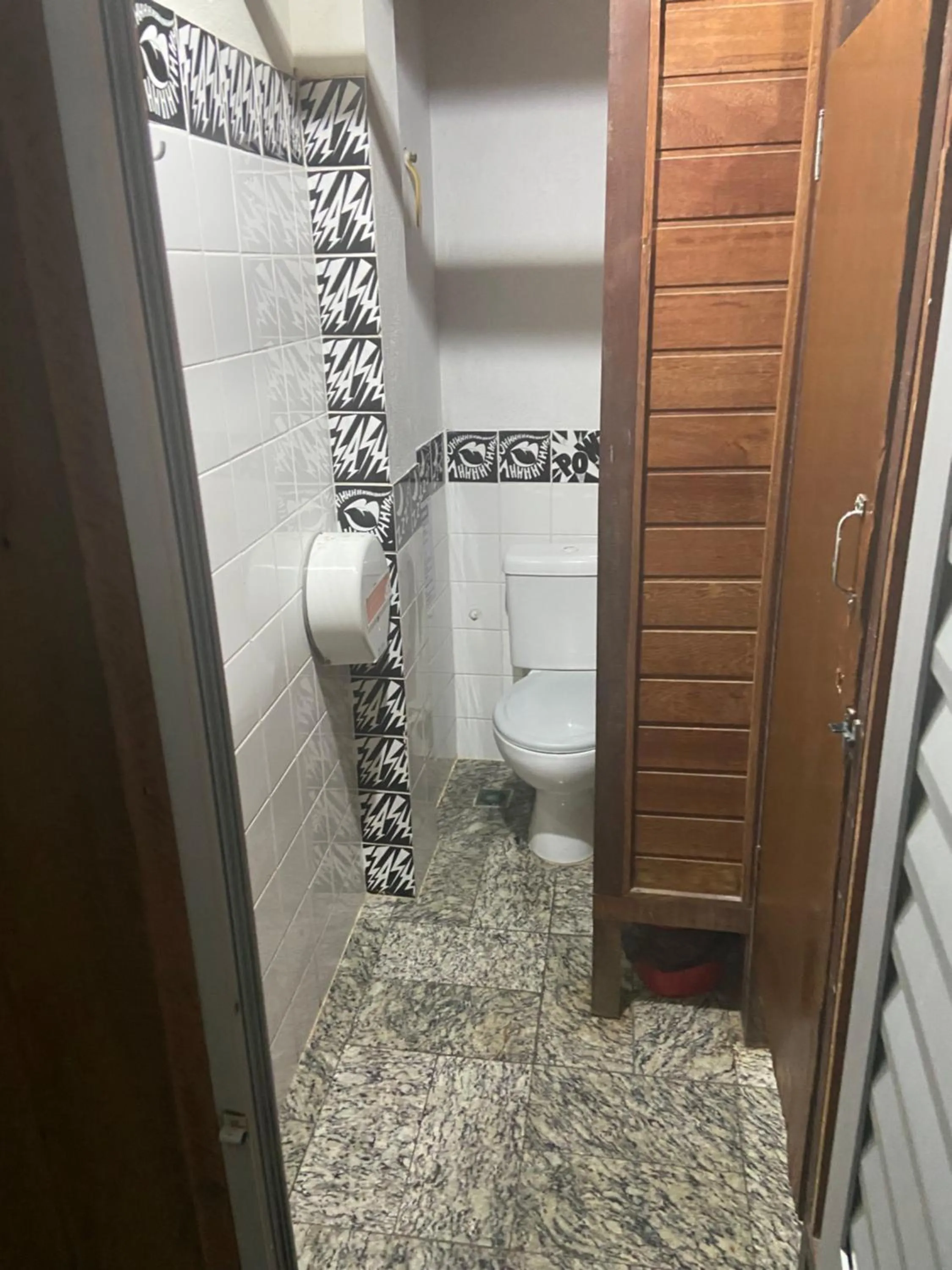 Bathroom in Laranjeiras Hostel