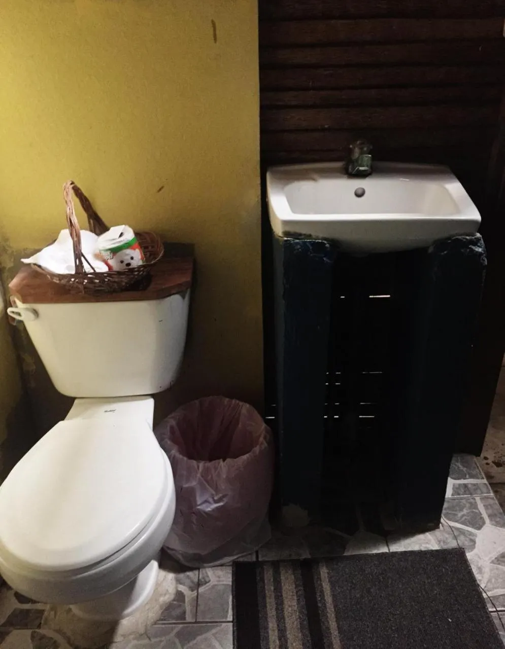 Bathroom in Casa de la Iguana