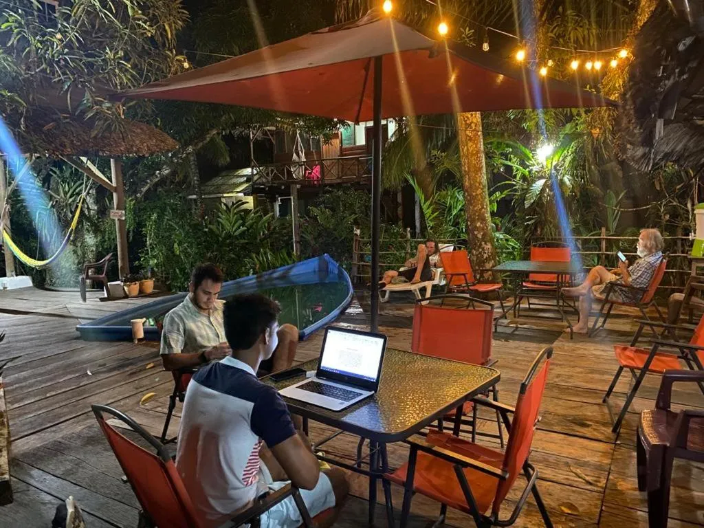 Restaurant/places to eat in Casa de la Iguana