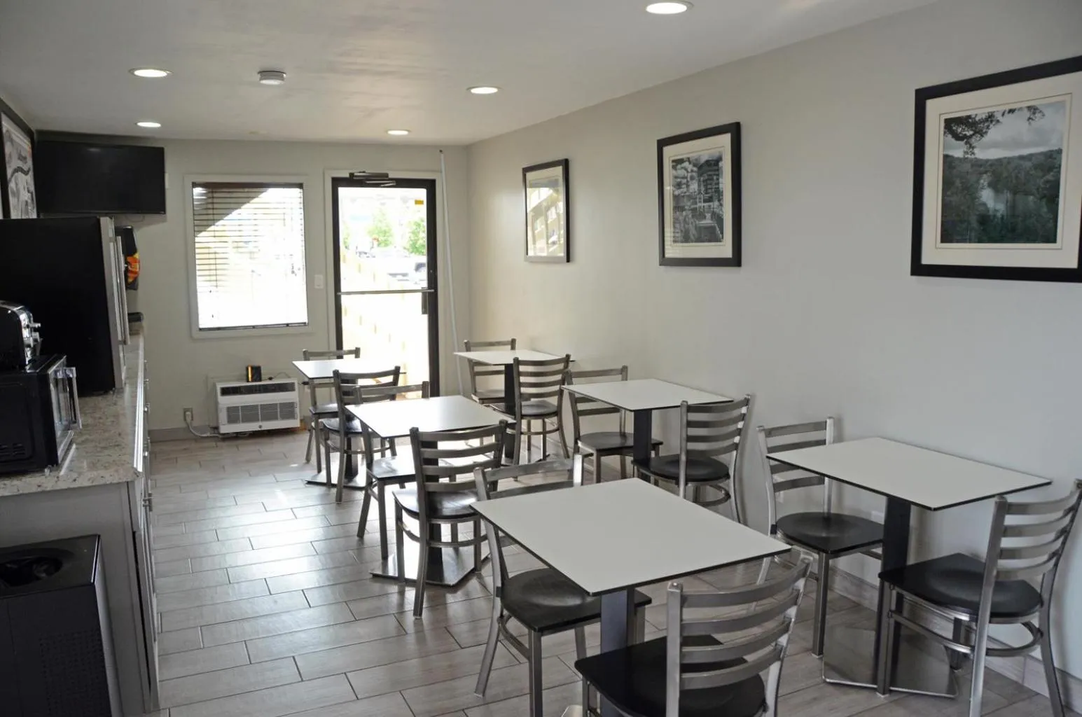 Breakfast in Super 8 by Wyndham Lafayette